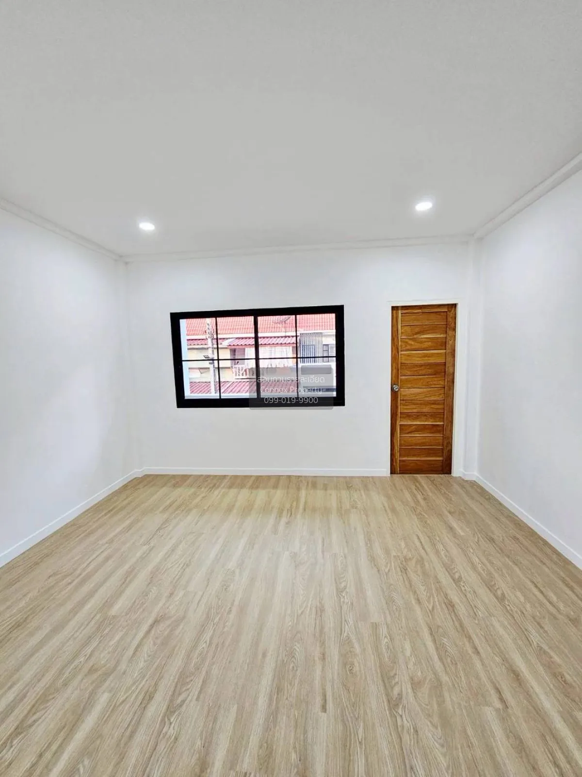 For Sale Townhouse/Townhome  , Baan Prapin 3 , corner unit , MRT-