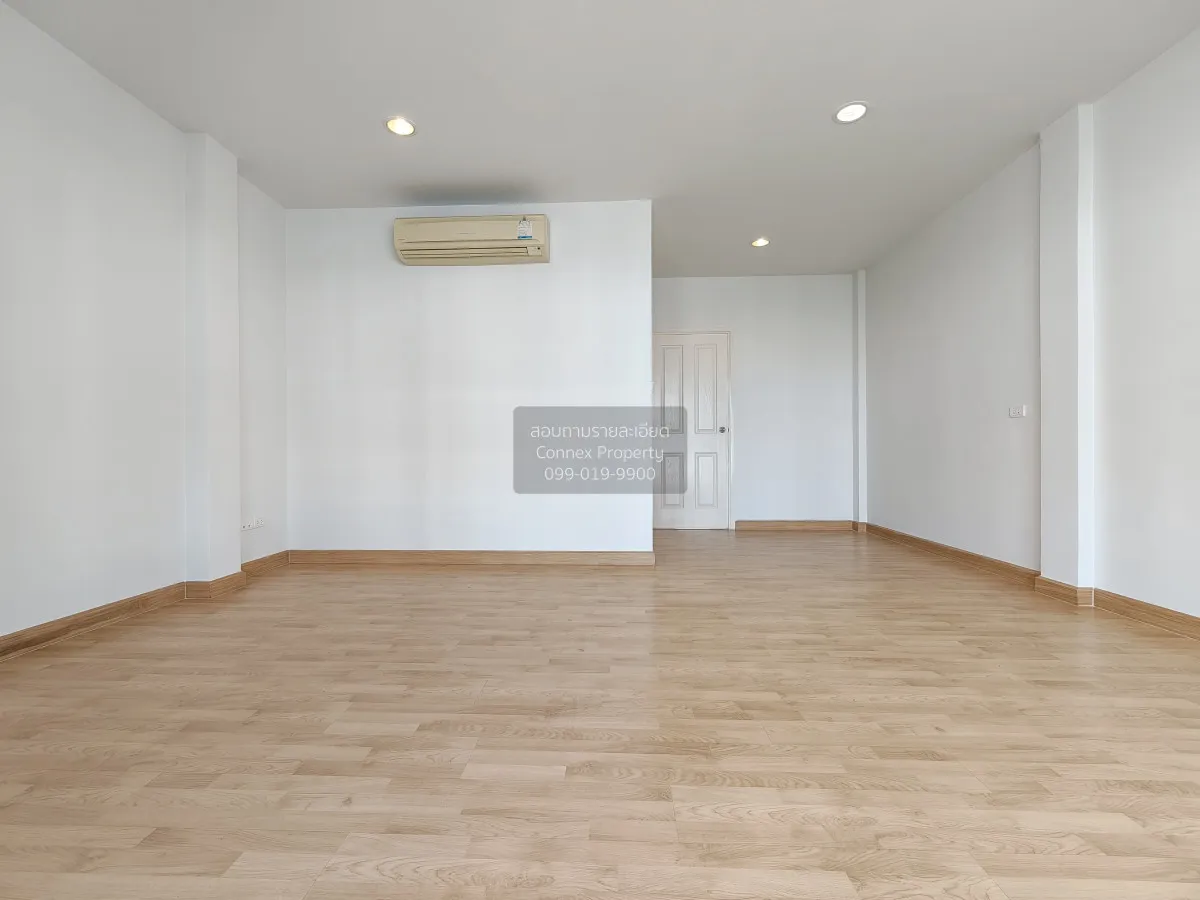 ขายทาวน์เฮ้าส์/ทาวน์โฮม  บ้านกลางเมือง ลาดพร้าว - เสนา 2 หน้ากว้า