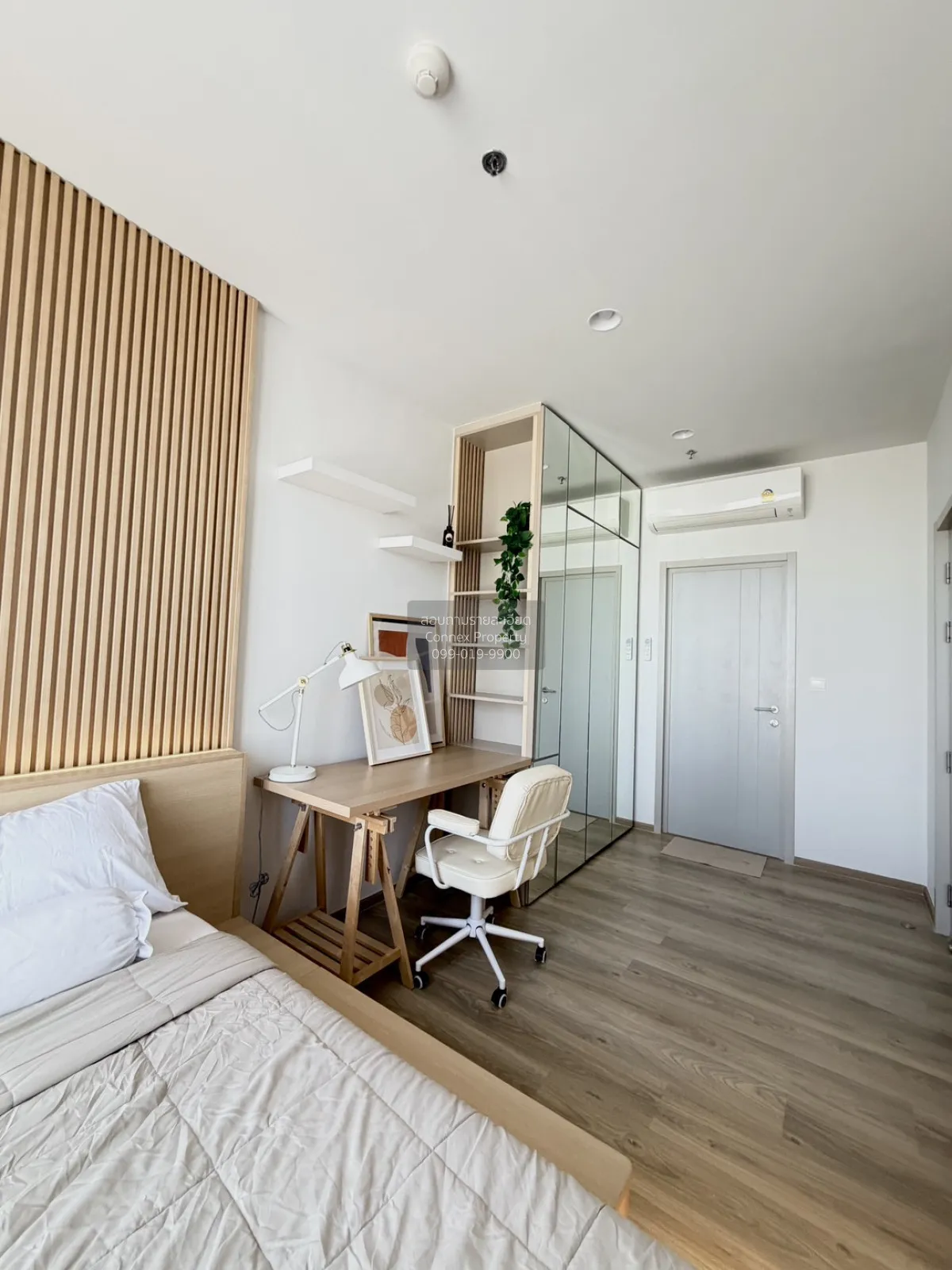 For Rent Condo , Oka Haus Sukhumvit 36 , nice view , high floor , 4