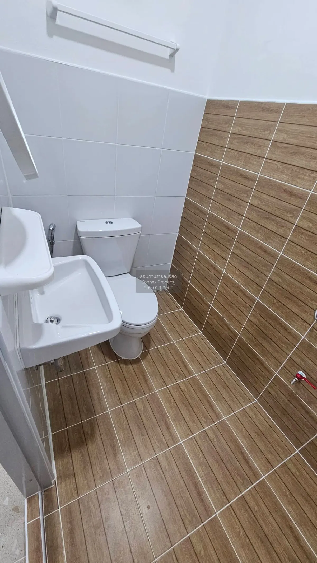 ขายทาวน์เฮ้าส์/ทาวน์โฮม  บ้านเพชรงาม แพรกษา แพรกษา เมืองสมุทรปราก