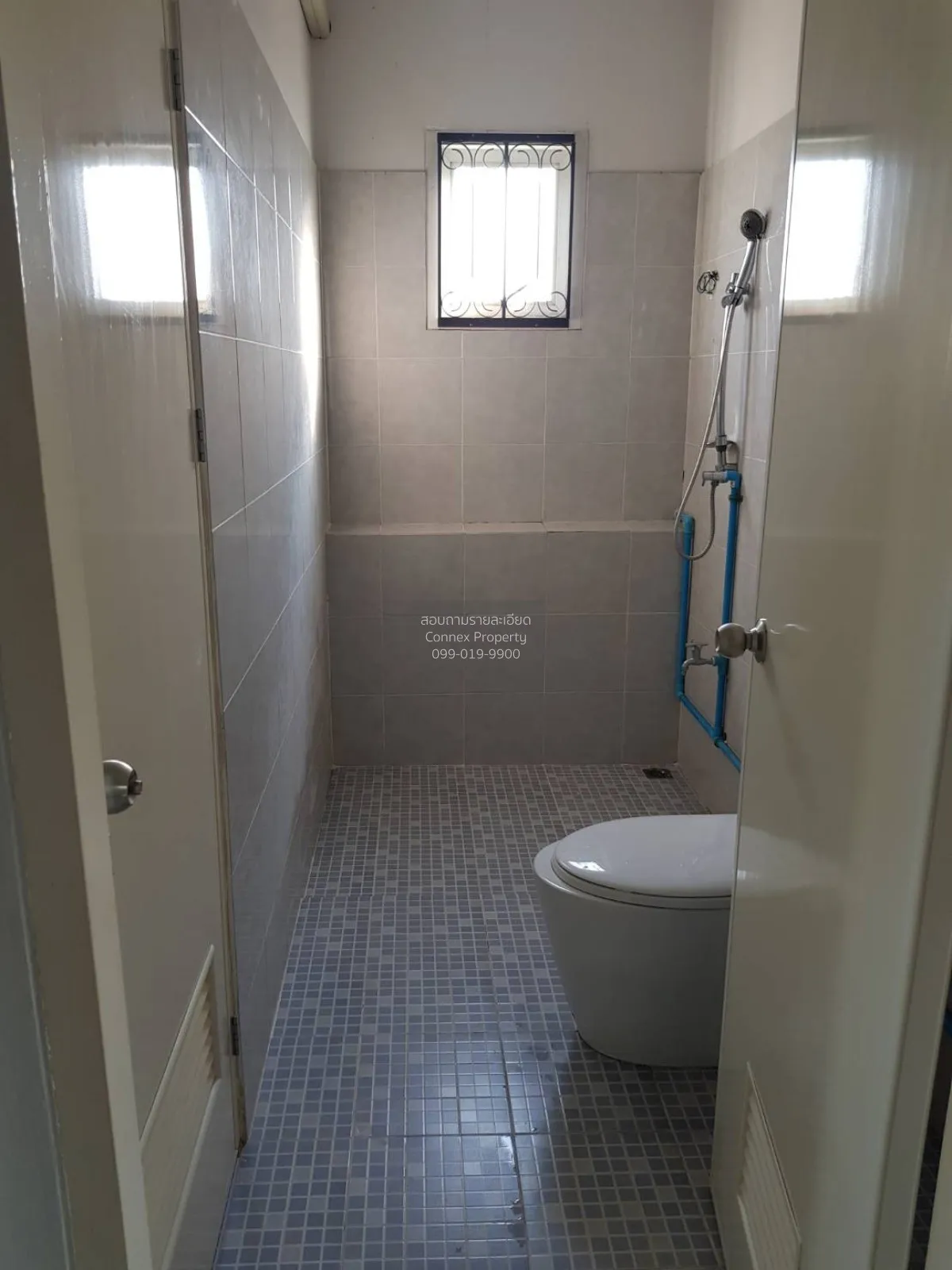 ขายทาวน์เฮ้าส์/ทาวน์โฮม  หมู่บ้านน้ำเพชร 4 รั้วใหญ่ เมืองสุพรรณบุ