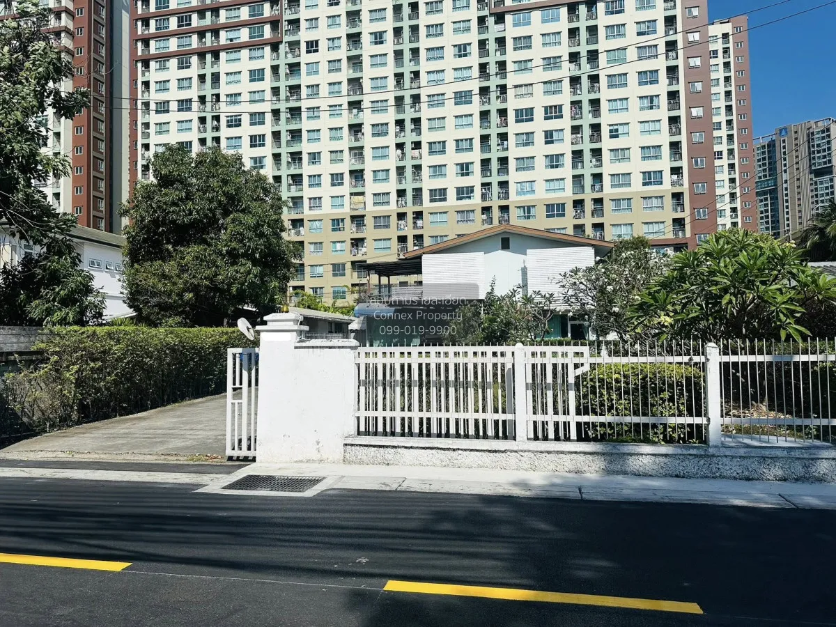 เช่าบ้าน 2 ชั้นพร้อมโกดัง ซอยพหลโยธิน30  ใกล้ BTS รัชโยธินเพียง 2 2