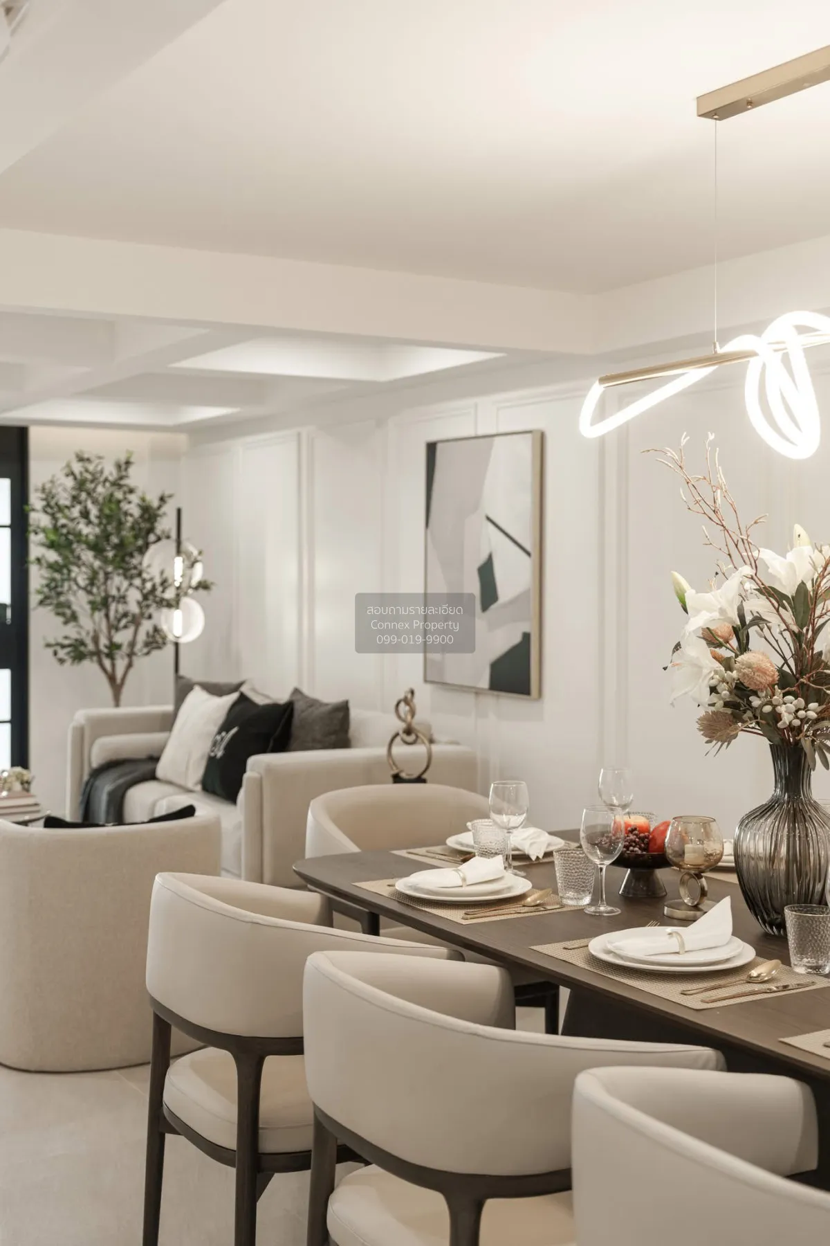 For Sale Varenzia  , newly renovated , Khlong Tan Nuea , Watthana