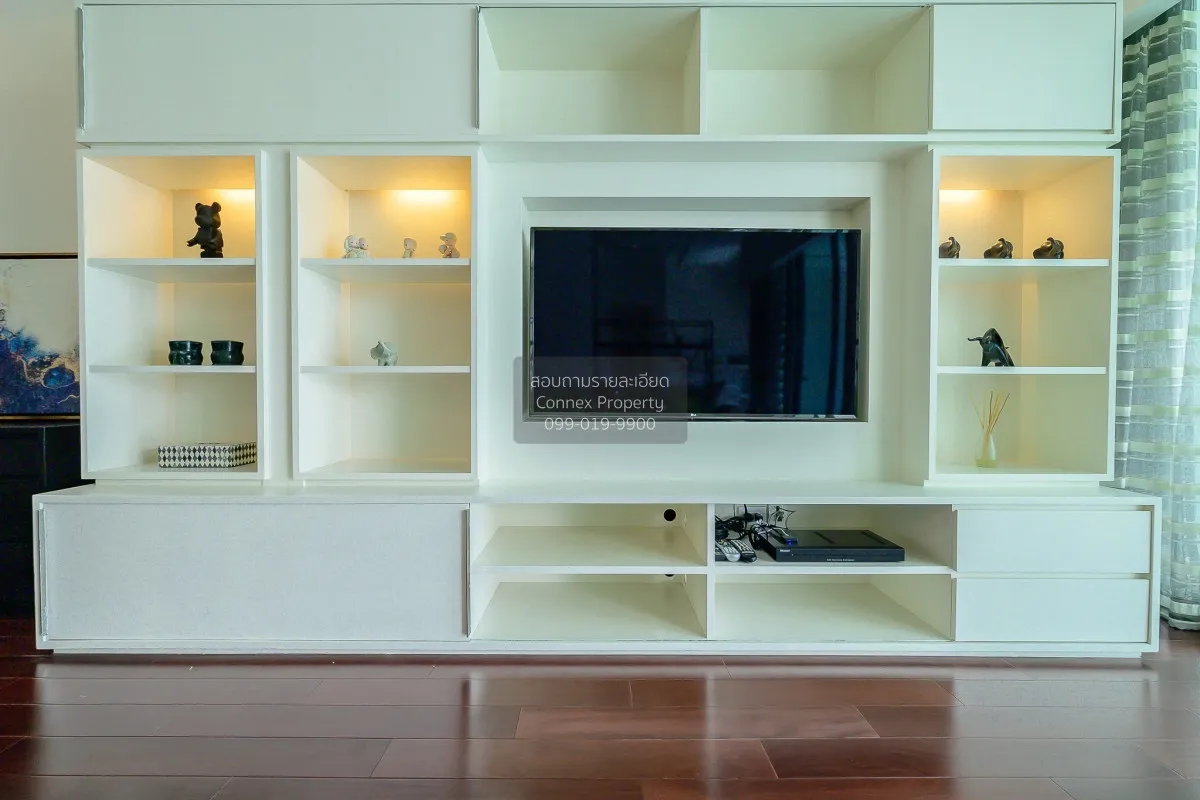 เช่าคอนโด  เลอ รัฟฟิเน่ สุขุมวิท 39 เพนท์เฮ้าส์ หน้ากว้าง BTS-พร้