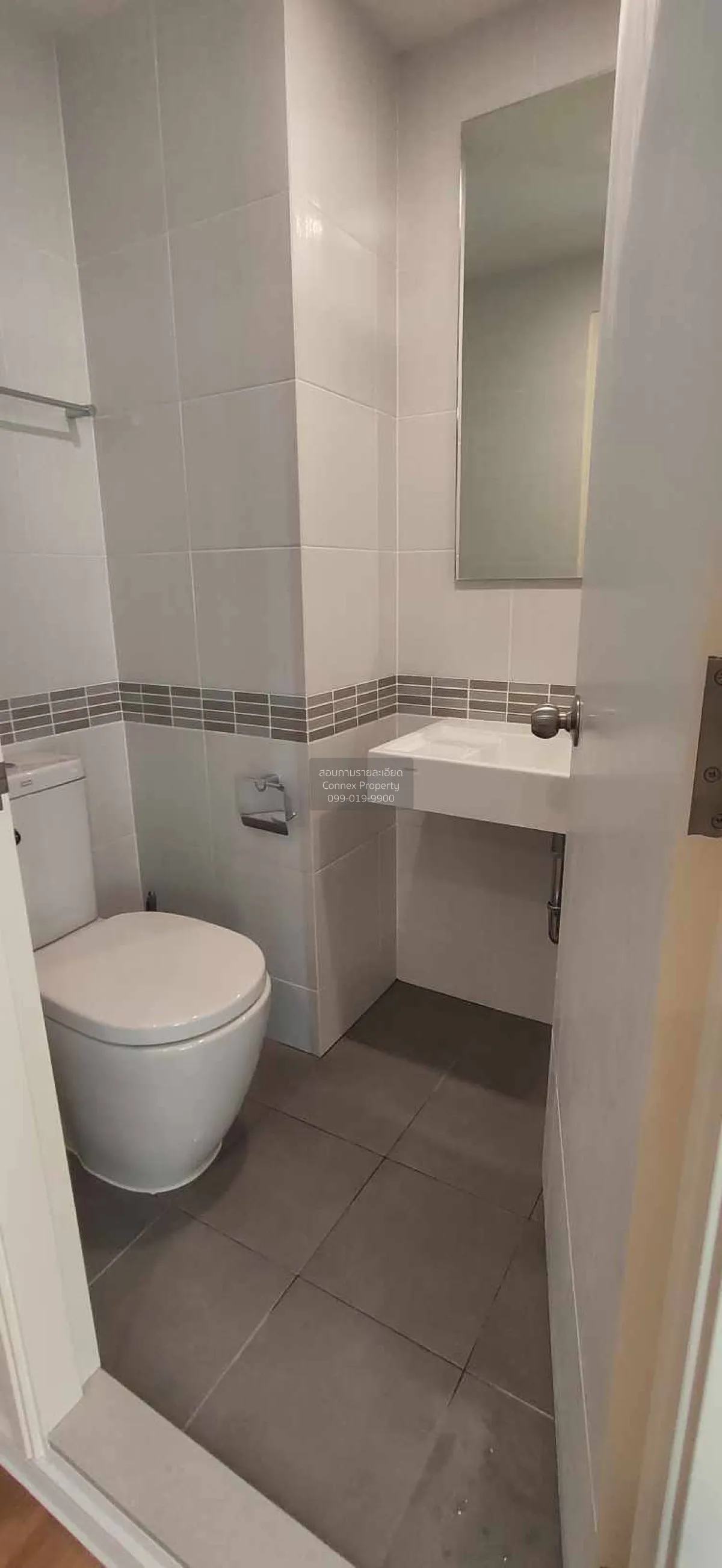 เช่าคอนโด  ลุมพินี เพลส บางนา กม.3 บางนา เขต บางนา กรุงเทพ CX-143