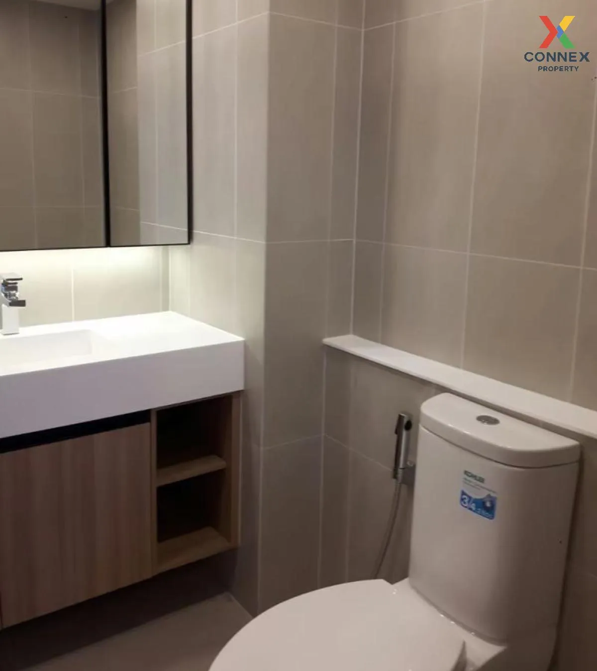 เช่าคอนโด  ณ วรา เรสซิเดนซ์ BTS-ชิดลม ลุมพินี เขต ปทุมวัน กรุงเทพ