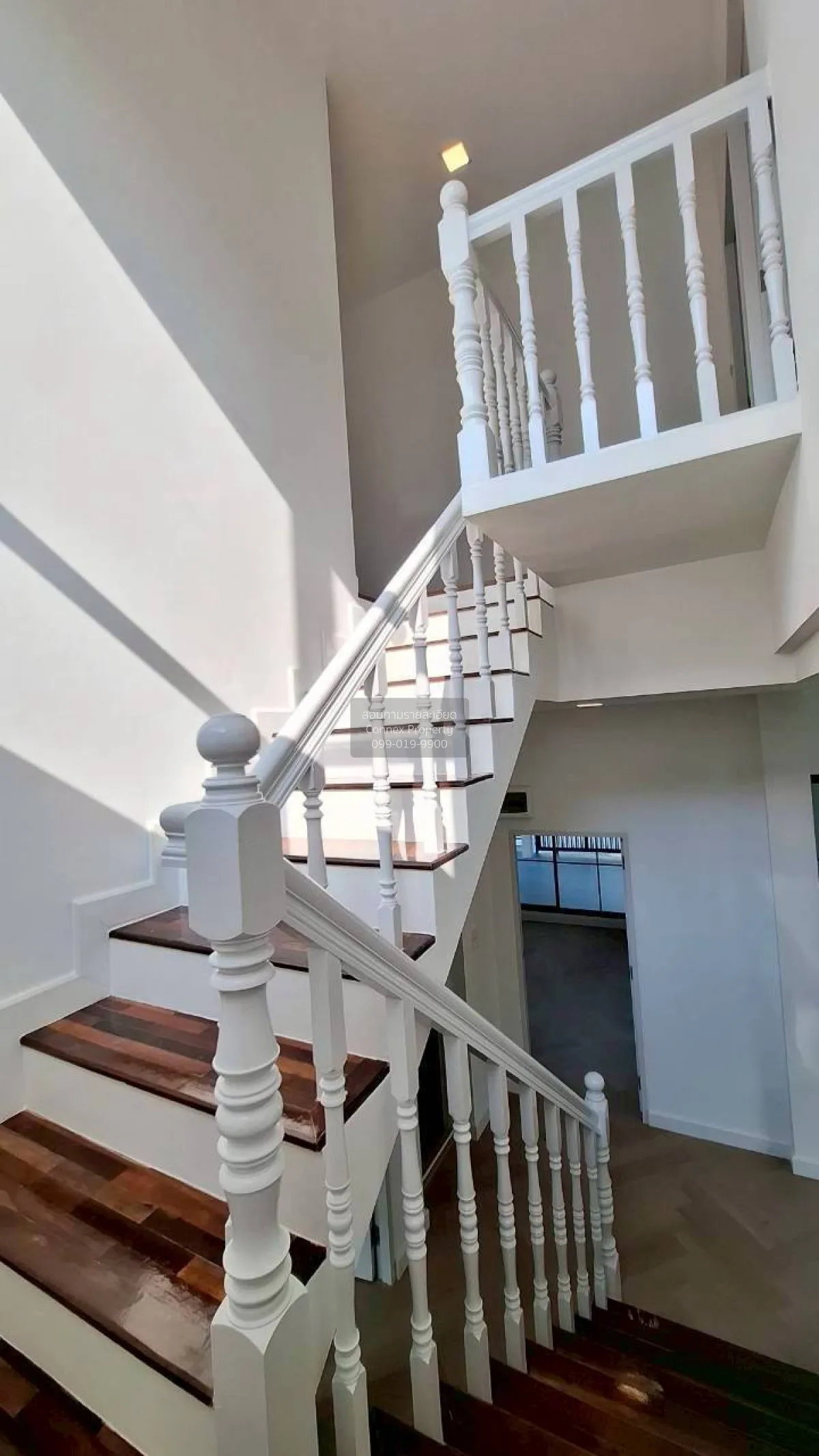 ขายบ้าน  กาญจนาลักษณ์ 3 ห้องมุม รีโนเวทใหม่ บางคูเวียง บางกรวย กร