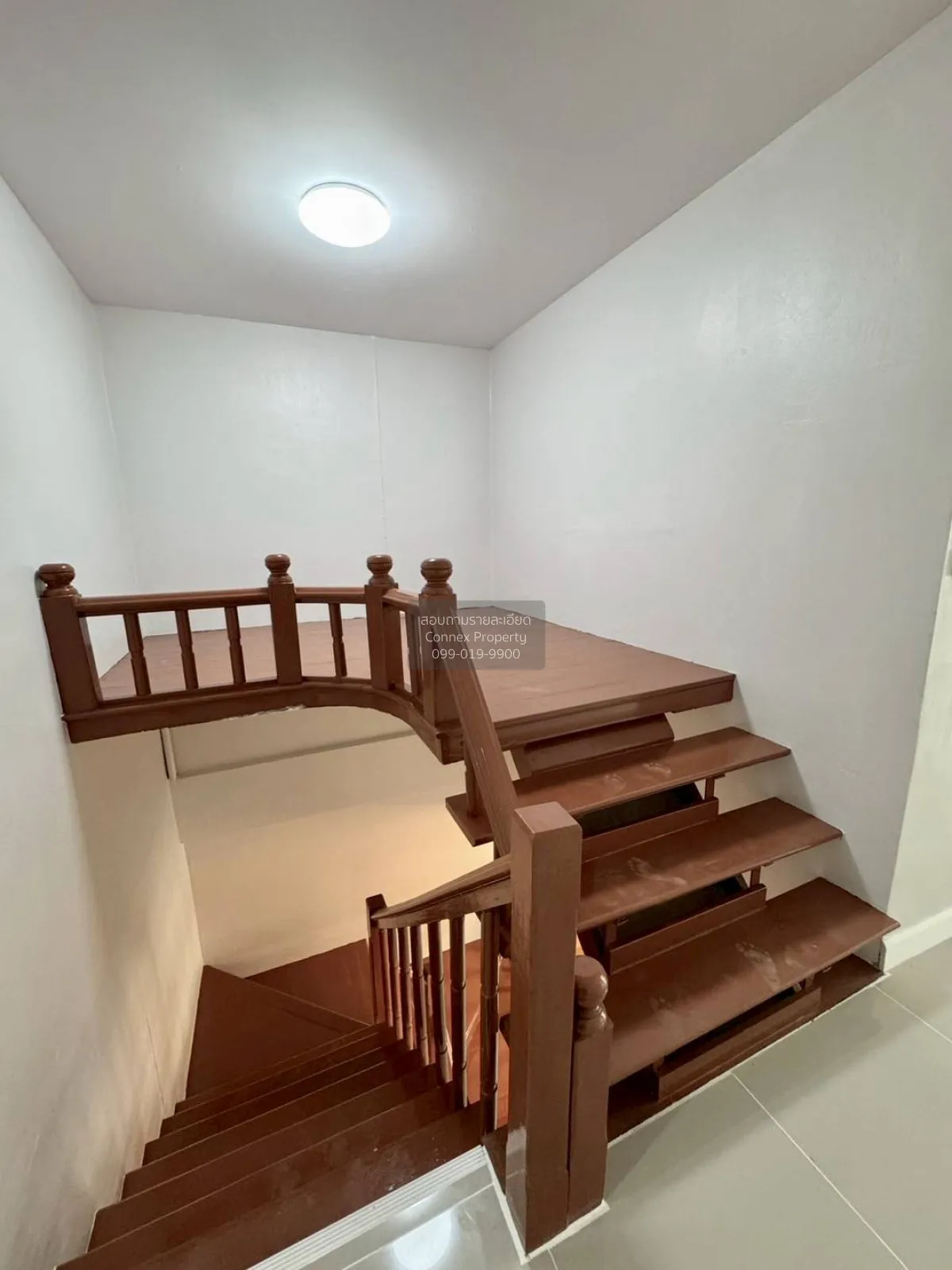 For Sale Townhouse/Townhome  , Busarin , newly renovated , MRT-Ba