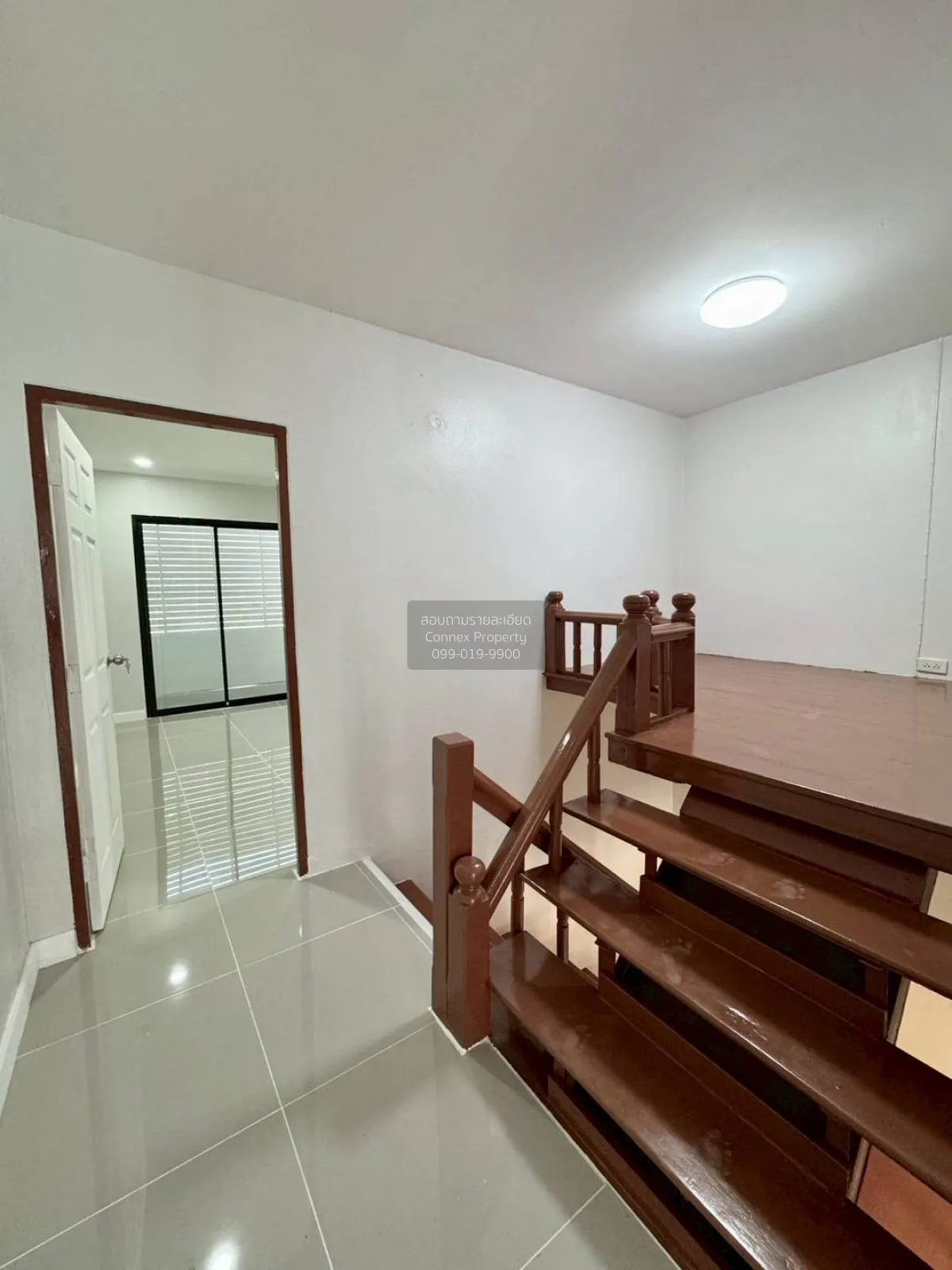 For Sale Townhouse/Townhome  , Busarin , newly renovated , MRT-Ba