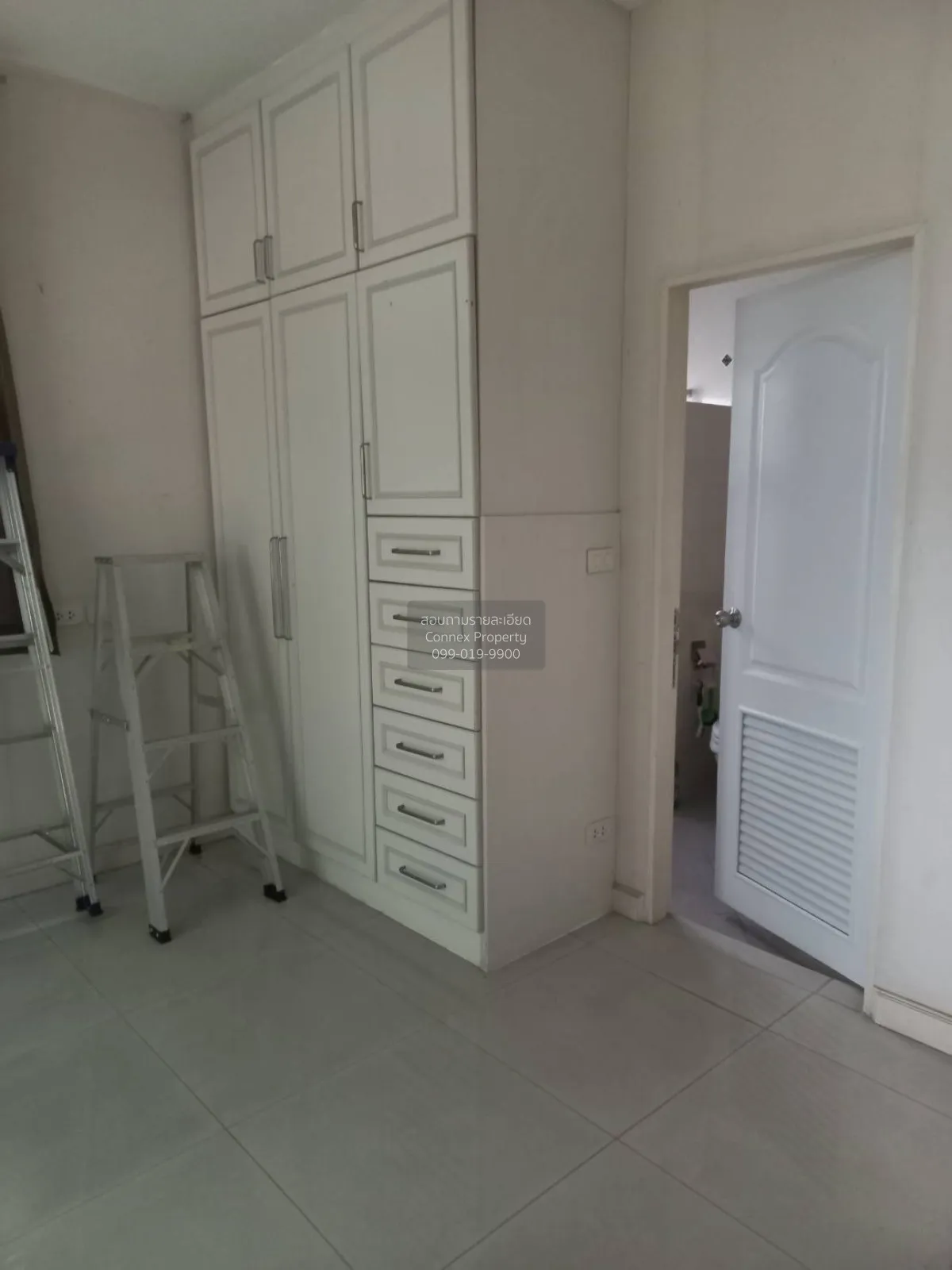 For Sale House , Ratchaphruek Chaloem Phrakiat Rama 9 , corner un