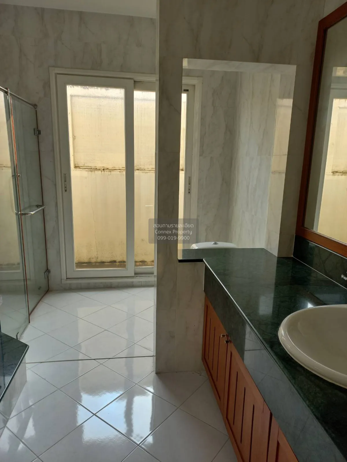 For Sale House , Ratchaphruek Chaloem Phrakiat Rama 9 , corner un