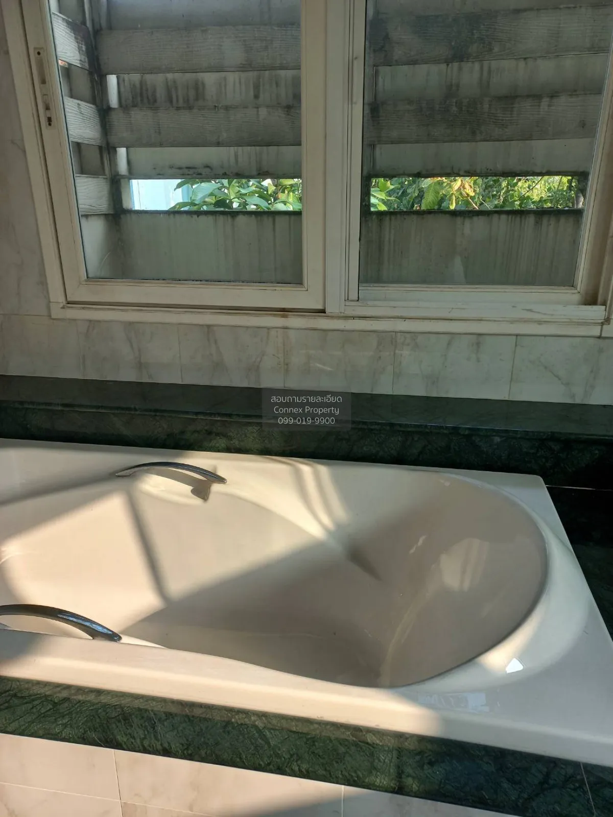 For Sale House , Ratchaphruek Chaloem Phrakiat Rama 9 , corner un