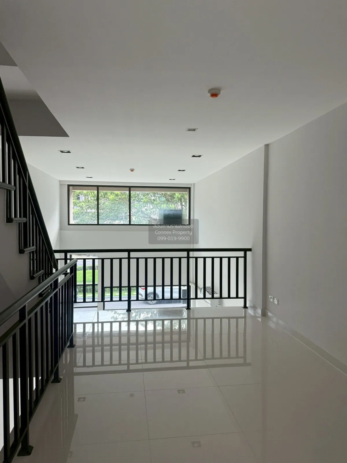 ขายอาคารพาณิชย์  เวิร์คเพลส เพชรเกษม 81-2 หนองแขม เขต หนองแขม กรุ