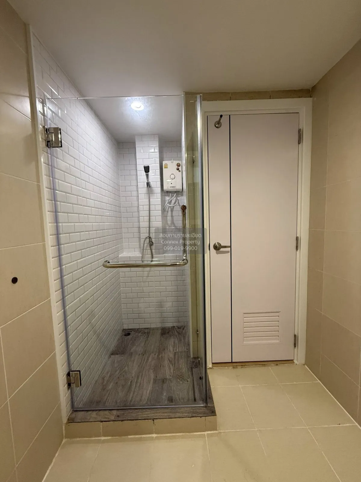 For Sale Condo , Baan Yuppayong , Hua Mak , Bang Kapi , Bangkok ,