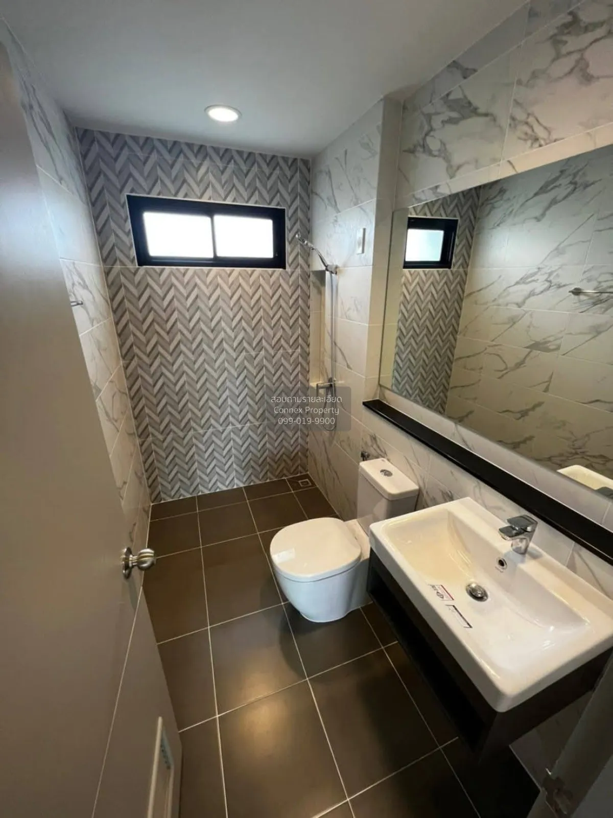 เช่าทาวน์เฮ้าส์/ทาวน์โฮม  พรีเมียม เพลส พหลโยธิน - รามอินทรา ท่าแ