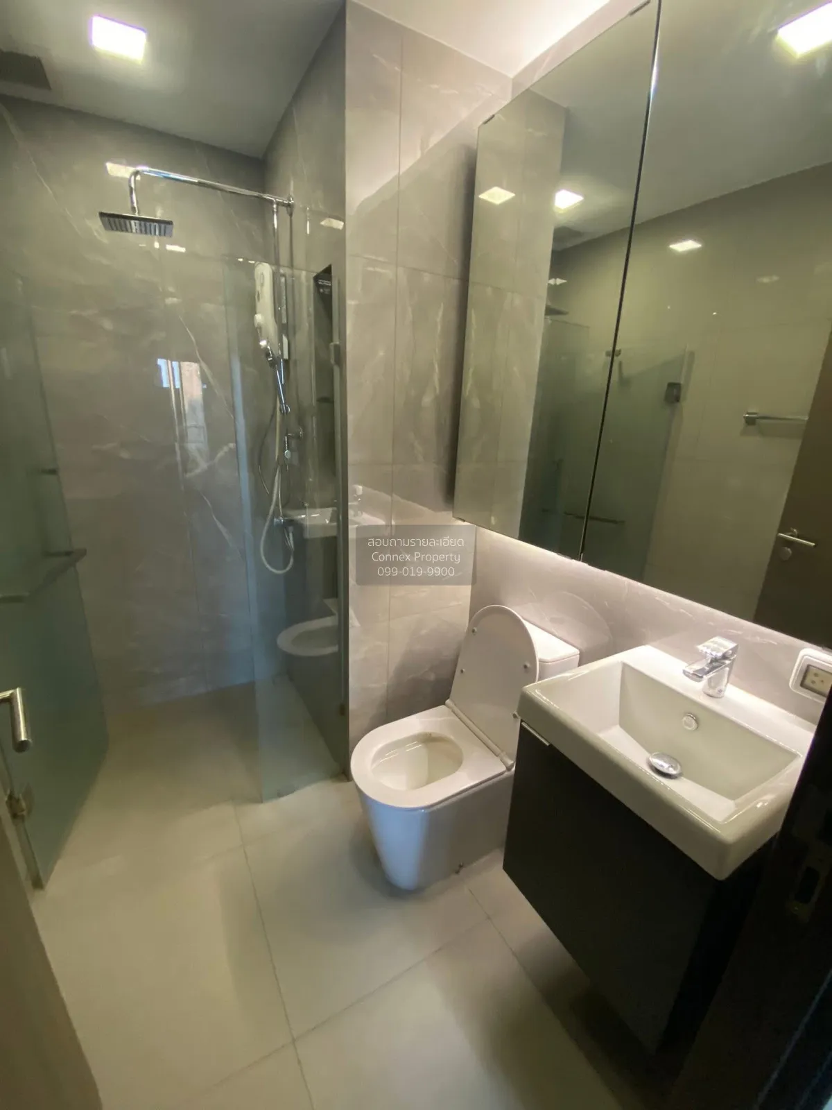 เช่าคอนโด  เดอะไพรเวซี่ จตุจักร วิวสวย ชั้นสูง BTS-ห้าแยกลาดพร้าว