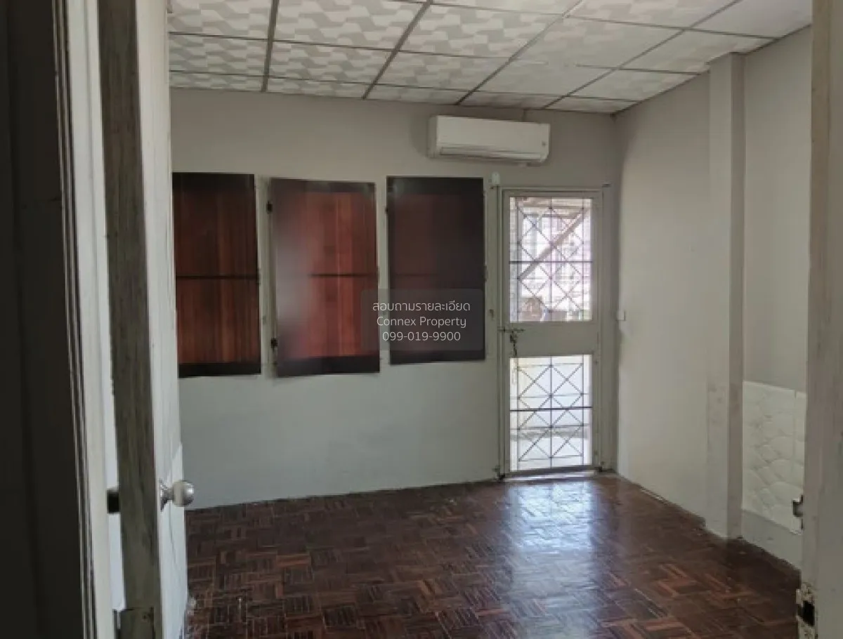 For Sale House , Chatnarong Villa 4 , BTS-Khu Khot , Khu Khot , L