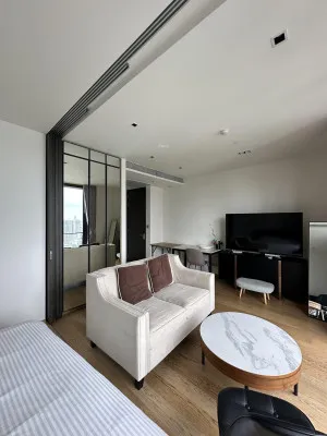 เช่าคอนโด  บีทนิค สุขุมวิท 32 BTS-ทองหล่อ คลองตัน เขต คลองเตย กรุงเทพ CX-144056