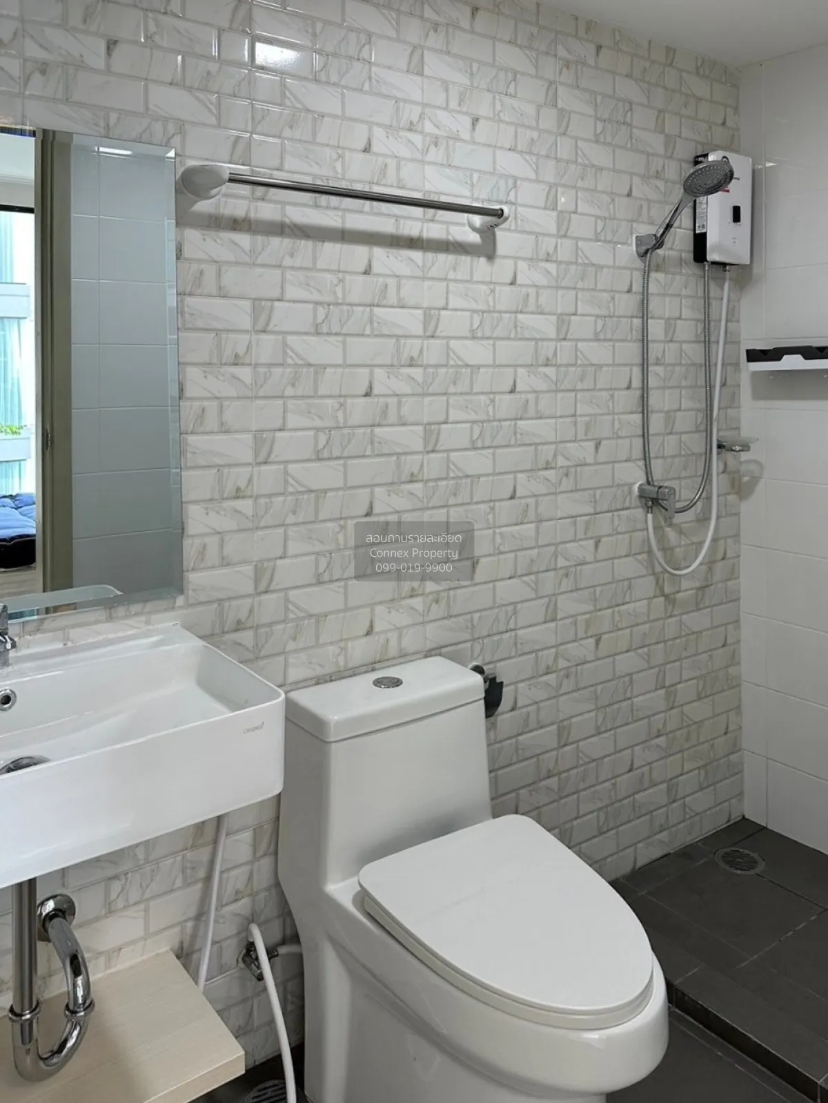 ขายคอนโด  ฟีล คอนโด ลาดพร้าว 122 MRT-ลาดพร้าว 101 (สายสีเหลือง) พ