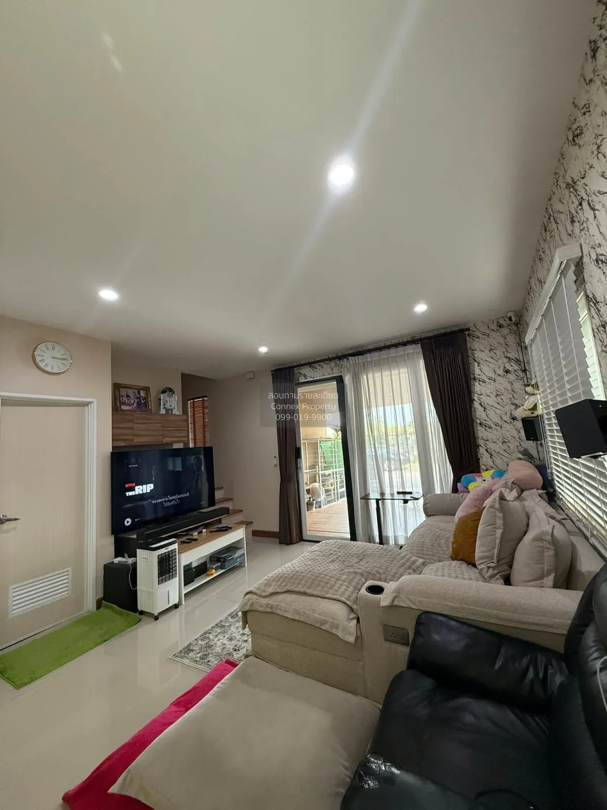 เช่าทาวน์เฮ้าส์/ทาวน์โฮม  โกลเด้น ทาวน์ วัชรพล-สุขาภิบาล 5 ห้องมุ