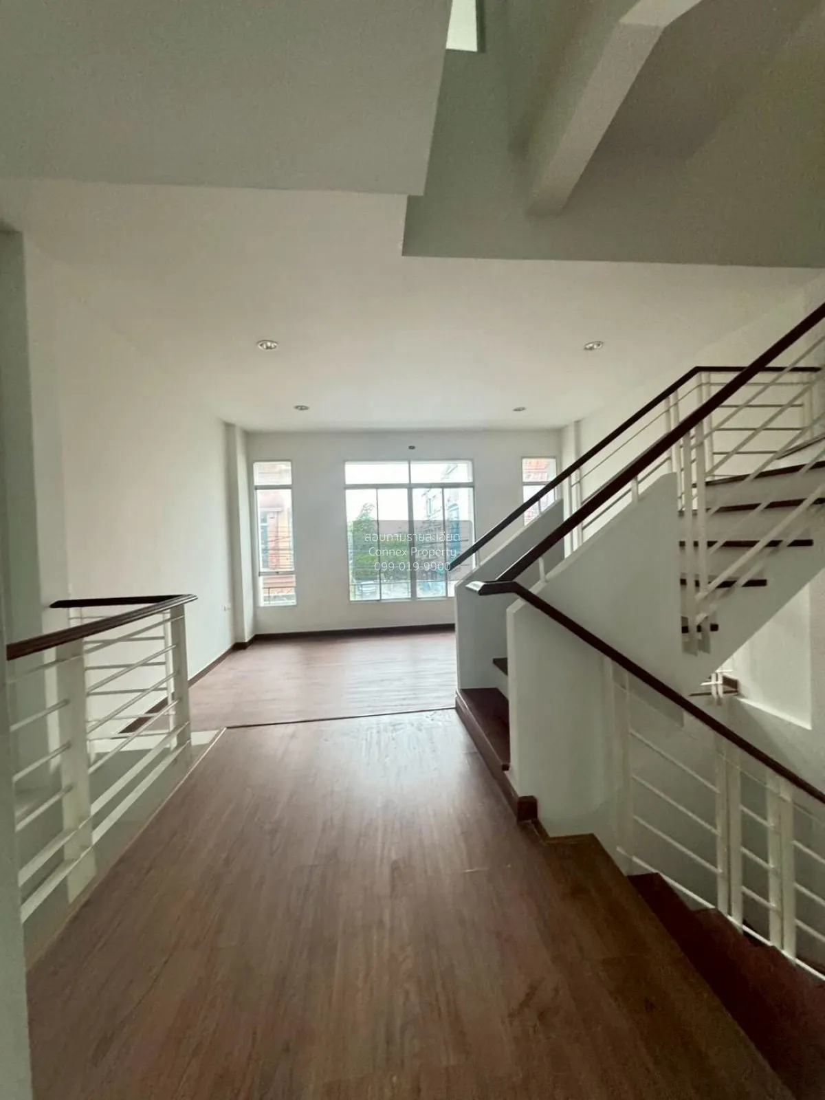 ขายทาวน์เฮ้าส์/ทาวน์โฮม  บ้านกลางเมือง บริติช ทาวน์ ศรีนครินทร์ ห