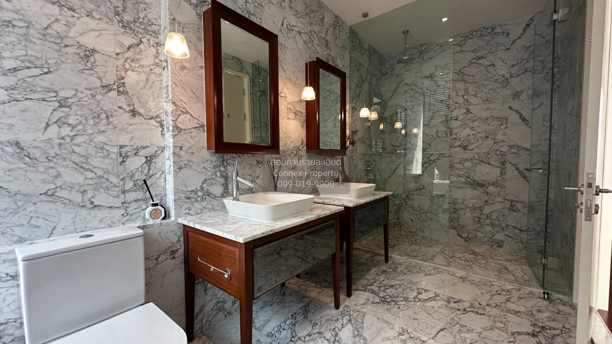 For Rent Condo , Khun By Yoo , nice view , corner unit , BTS-Thon