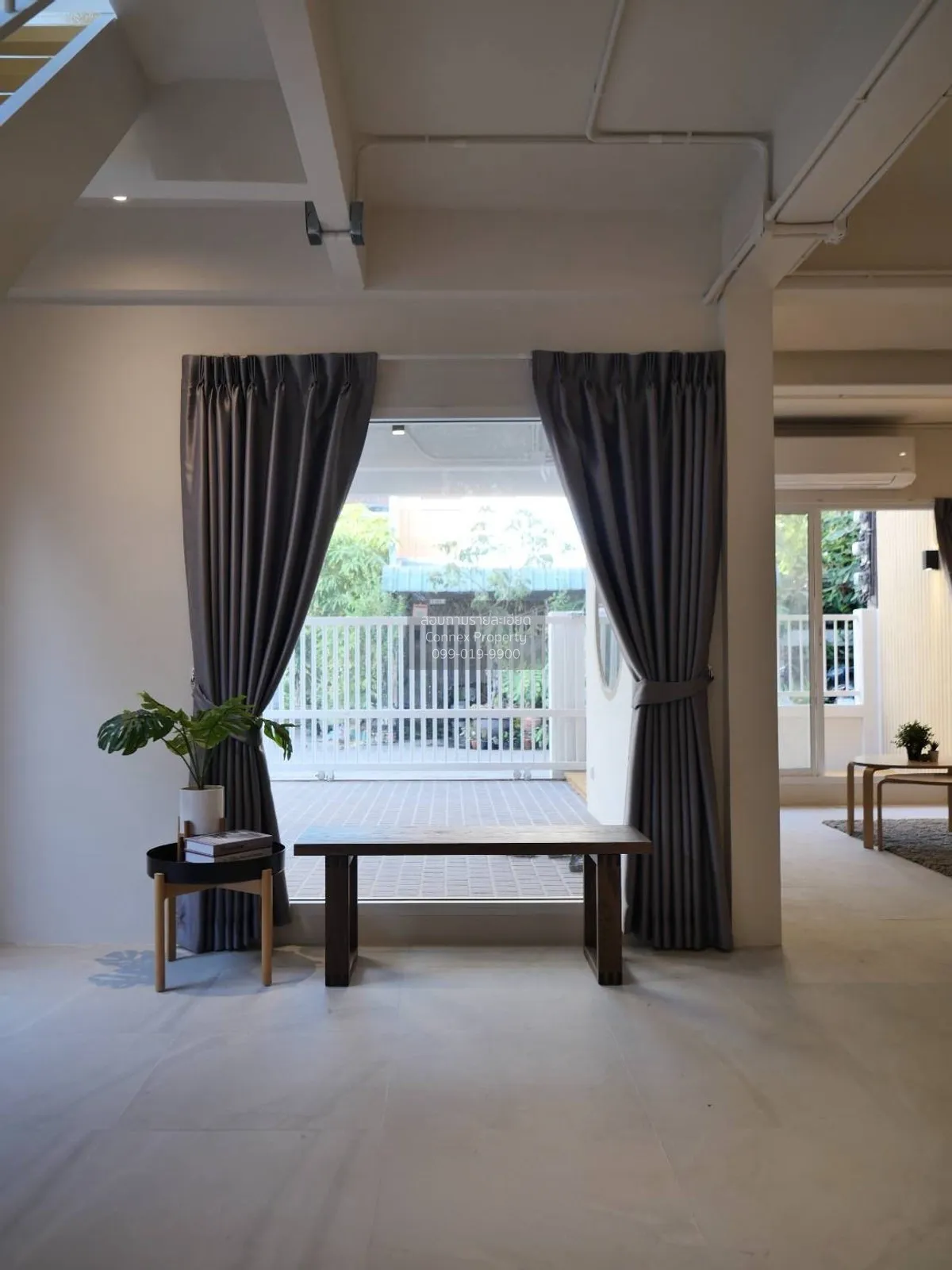 เช่าบ้านทาวน์โฮม ในซอยสุขุมวิท 71 (Unperfect Cubic) รีโนเวทใหม่ พ