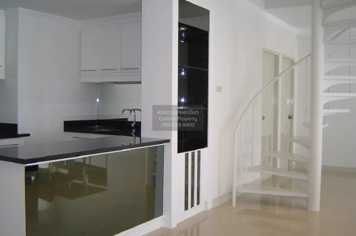 ขายคอนโด  เลอ จาร์ดีน ยังเพลส พหลโยธิน 37 เพนท์เฮ้าส์ ชั้นสูง BTS