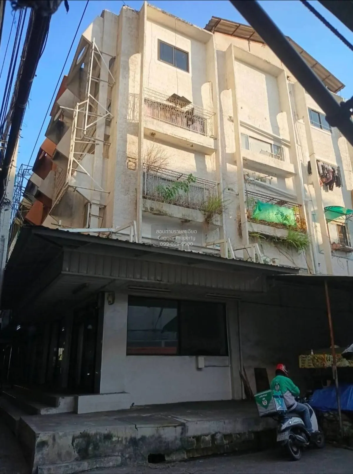 อาคารพาณิชย์ 4 ชั้น 2 คูหา ทำเลทอง  ห้องหัวมุม ติดกับรถไฟฟ้าสถานี 4