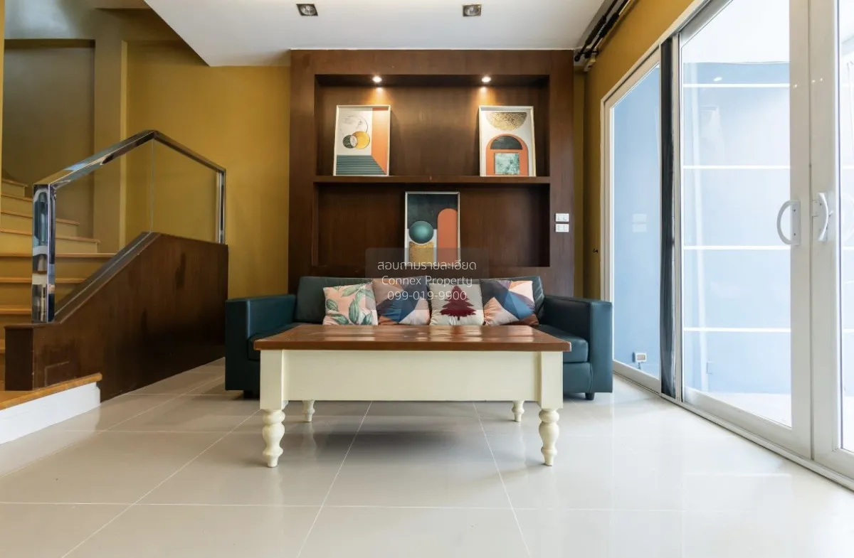 เช่าทาวน์เฮ้าส์/ทาวน์โฮม  บ้านกลางเมือง เออร์บาเนี่ยน พระราม 9 - 