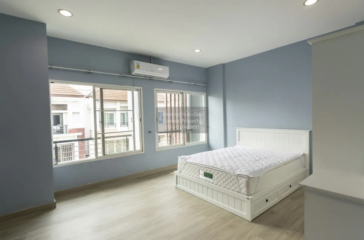 เช่าทาวน์เฮ้าส์/ทาวน์โฮม  บ้านกลางเมือง เออร์บาเนี่ยน พระราม 9 - 