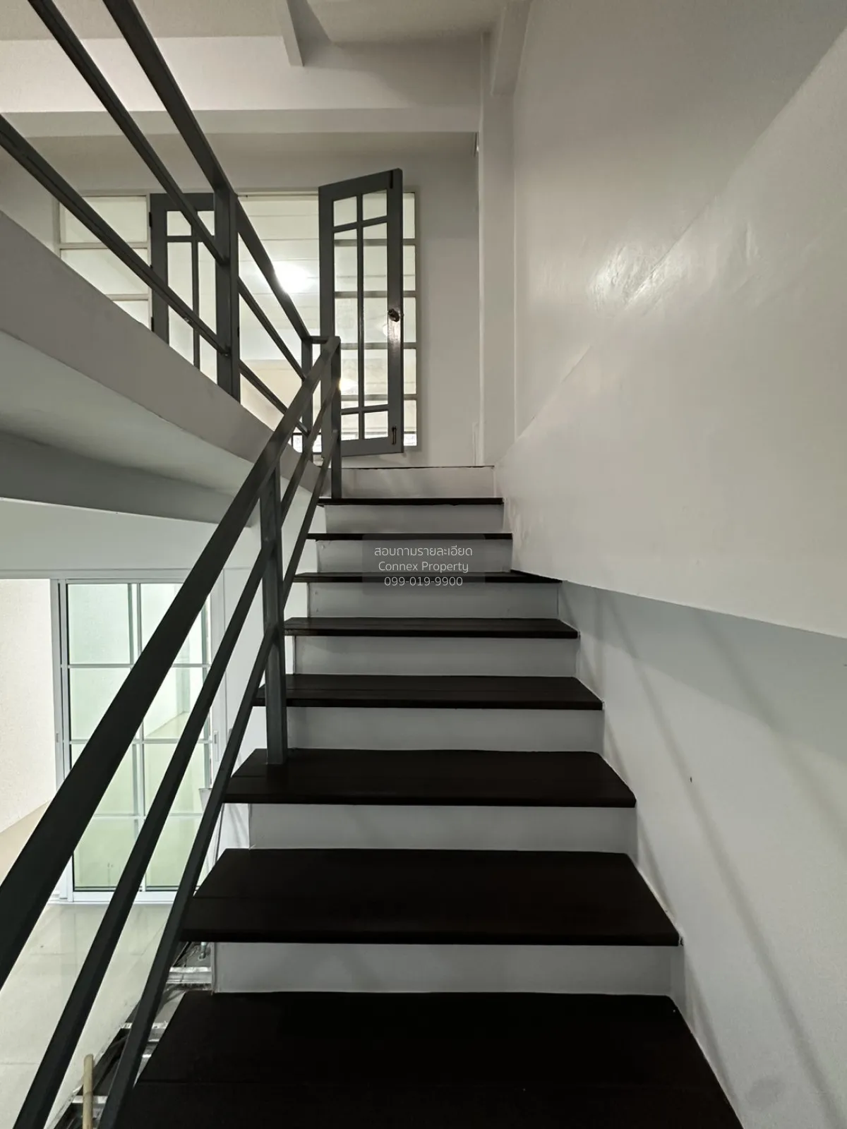 ขายอาคารพาณิชย์  รุ่งนภา เพลส MRT-มีนบุร มีนบุรี เขต มีนบุรี กรุง