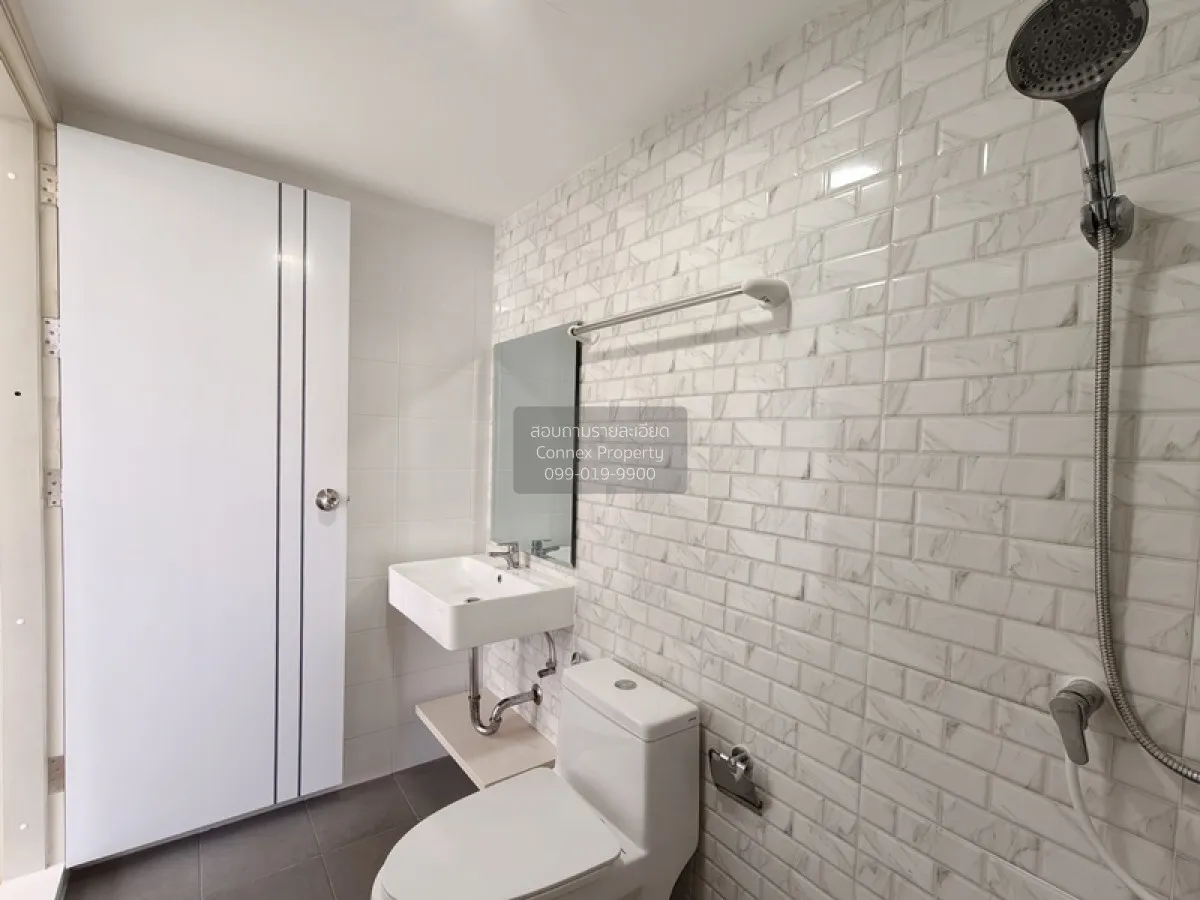 ขายคอนโด  ฟีล คอนโด ลาดพร้าว 122 ห้องมุม MRT-ลาดพร้าว 101 (สายสีเ