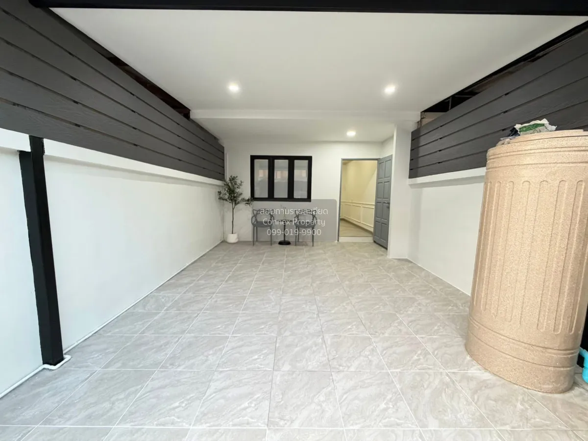 เช่าทาวน์โฮม โชคชัย 4 ซอย 22 รีโนเวทใหม่ ลาดพร้าว เขต ลาดพร้าว กร