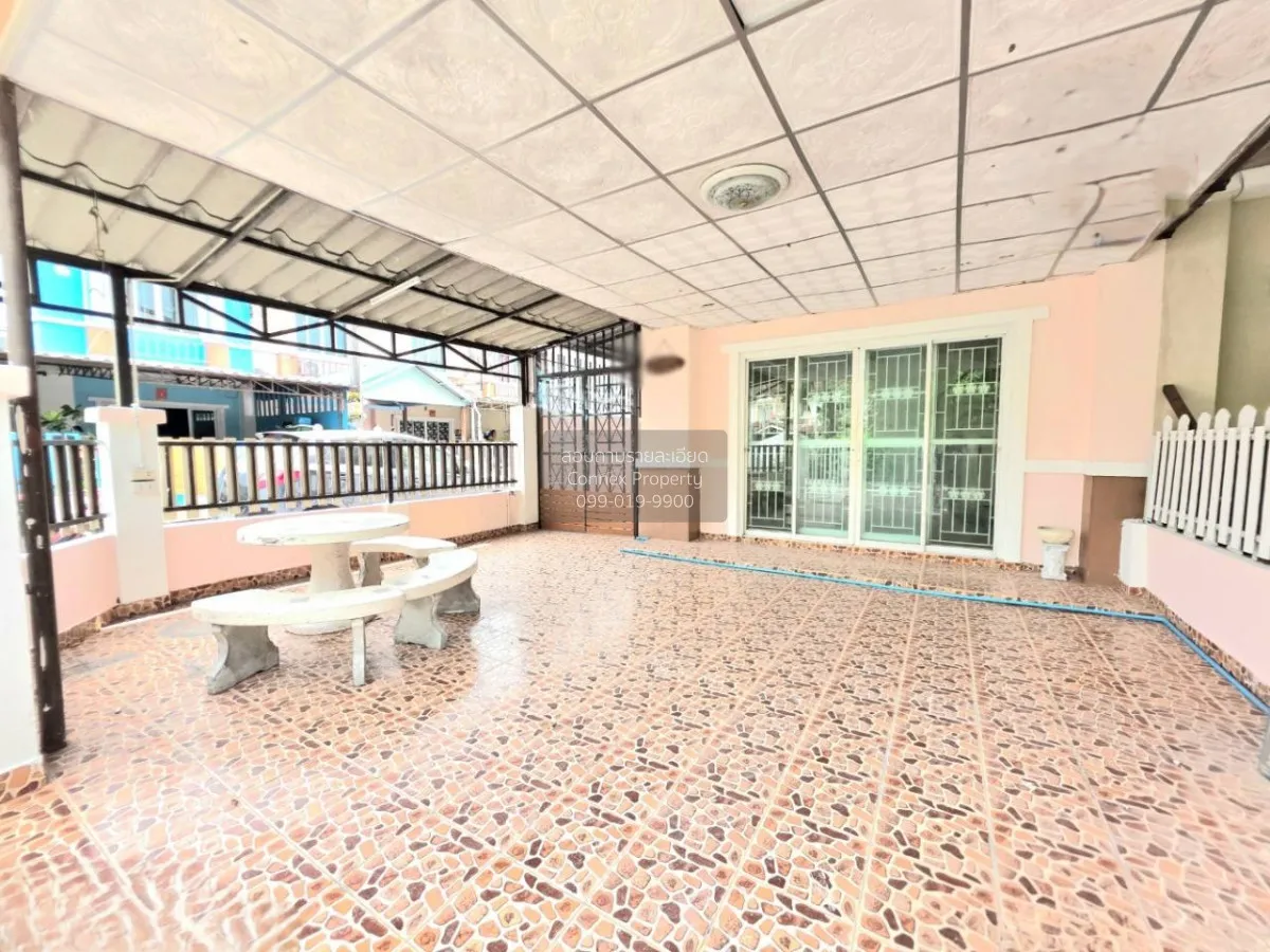 ขายทาวน์เฮ้าส์/ทาวน์โฮม  บ้านธัญวลัย ห้องมุม บึง ศรีราชา ชลบุรี C