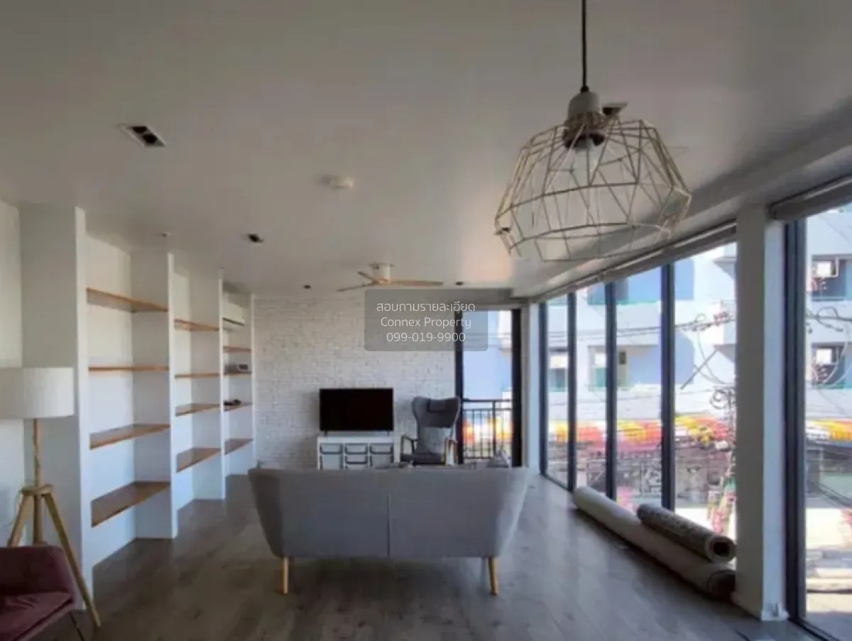 เช่าขายอาคารพาณิชย์ 3.5 ชั้น ใกล้ BTS รร.นายเรือ เพียง 100 เมตร ห 2