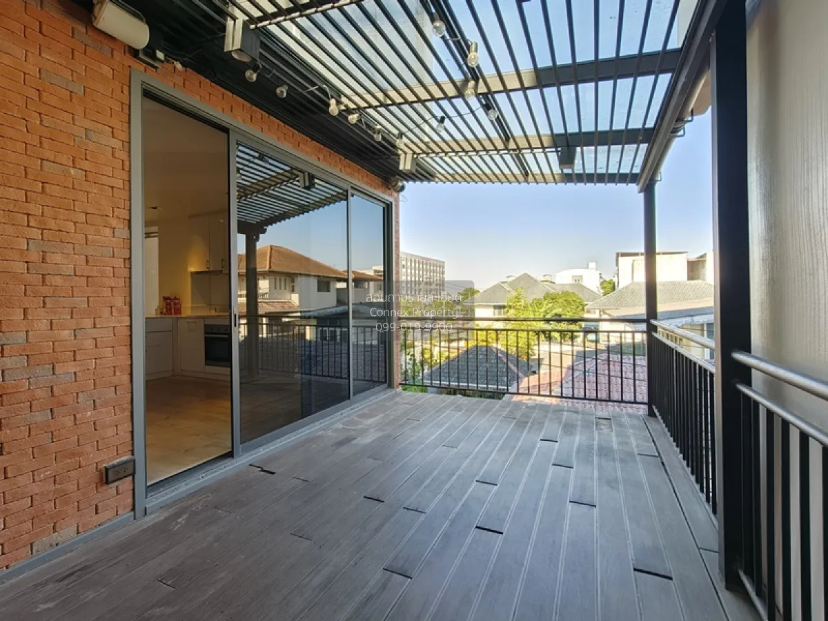 เช่า อาคารพาณิชย์ 3.5 ชั้น ใกล้ BTS รร.นายเรือ เพียง 100 เมตร ห้อ