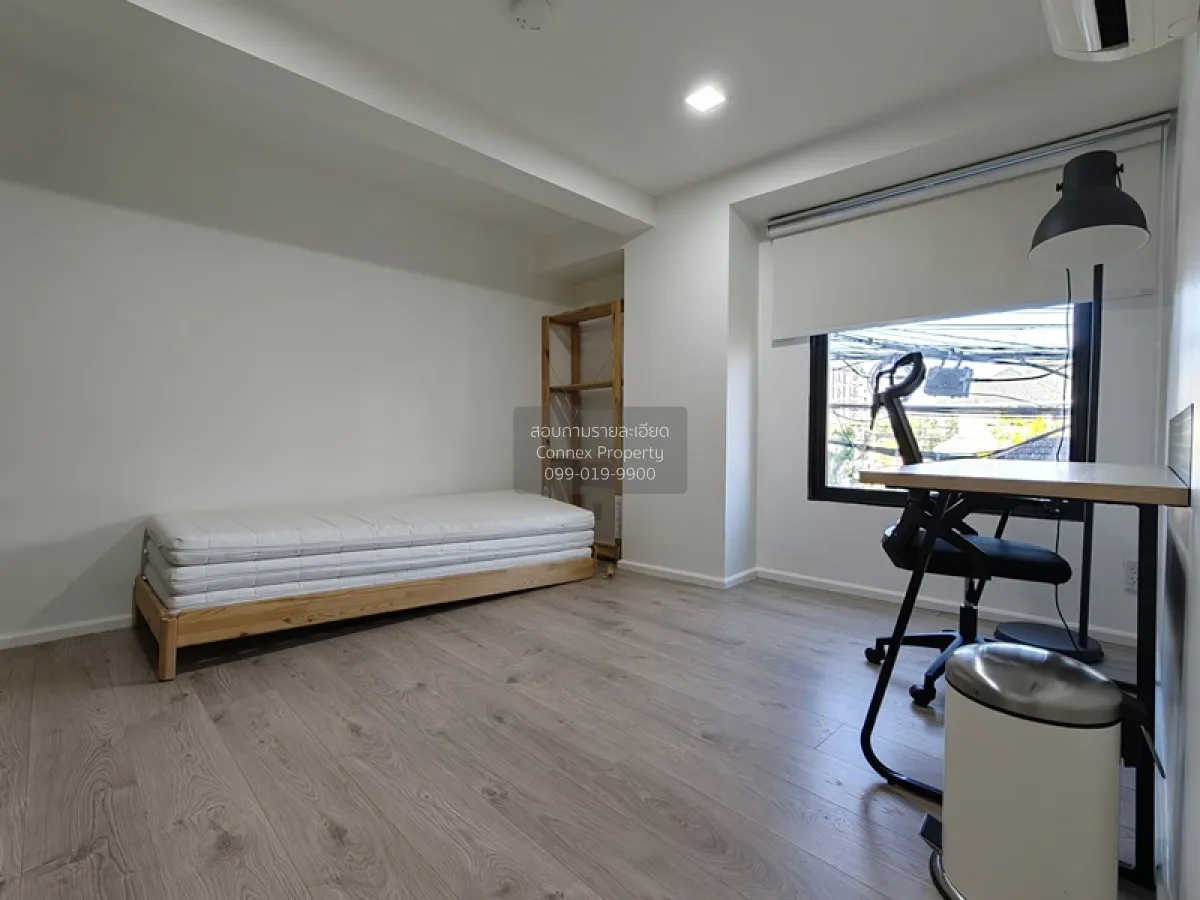 เช่า อาคารพาณิชย์ 3.5 ชั้น ใกล้ BTS รร.นายเรือ เพียง 100 เมตร ห้อ