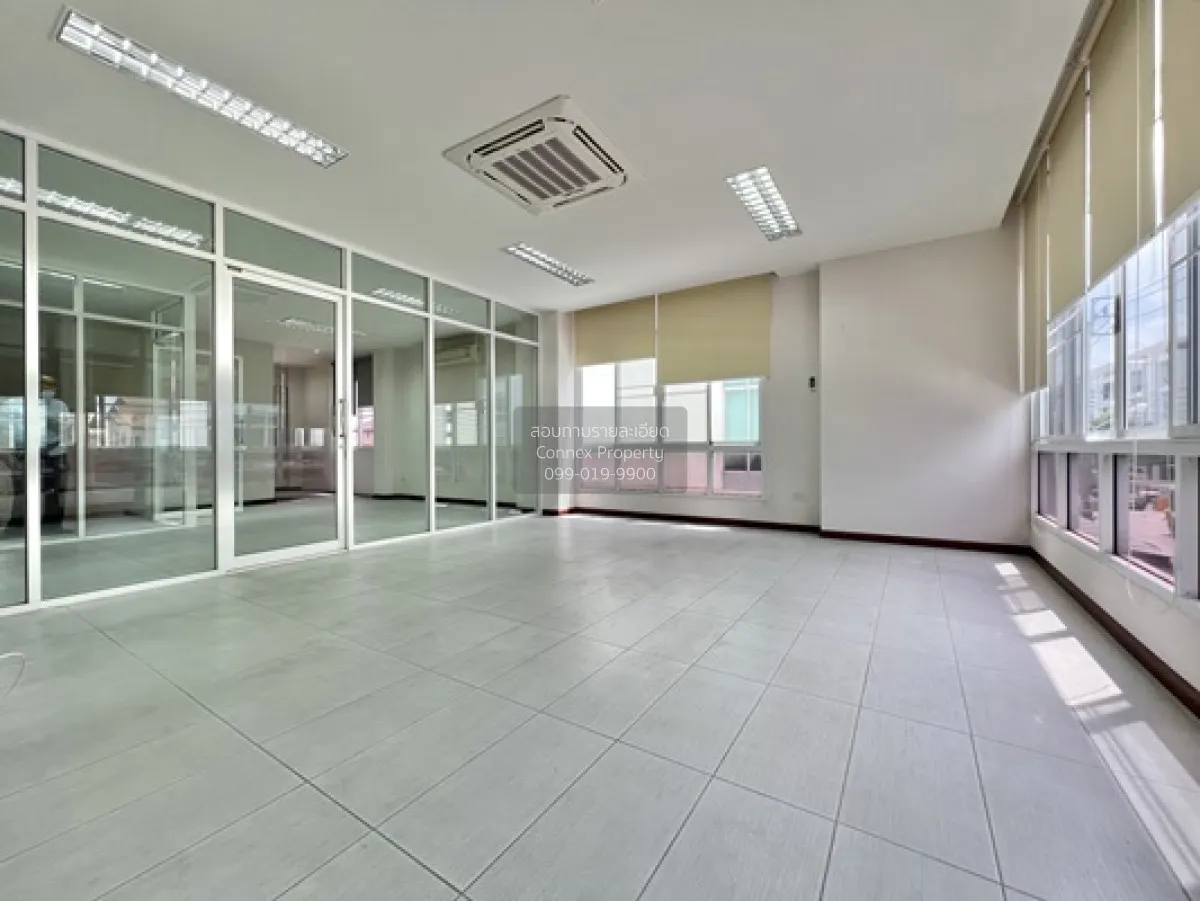 ขายโฮมออฟฟิศ  บิซ แกลเลอเรีย หน้ากว้าง รีโนเวทใหม่ นวลจันทร์ เขต  3