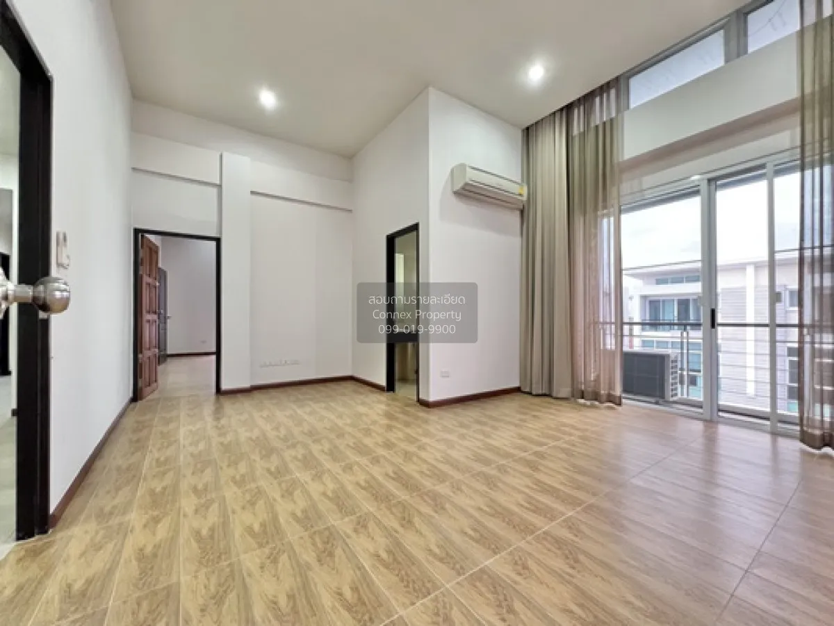 ขายโฮมออฟฟิศ  บิซ แกลเลอเรีย หน้ากว้าง รีโนเวทใหม่ นวลจันทร์ เขต 