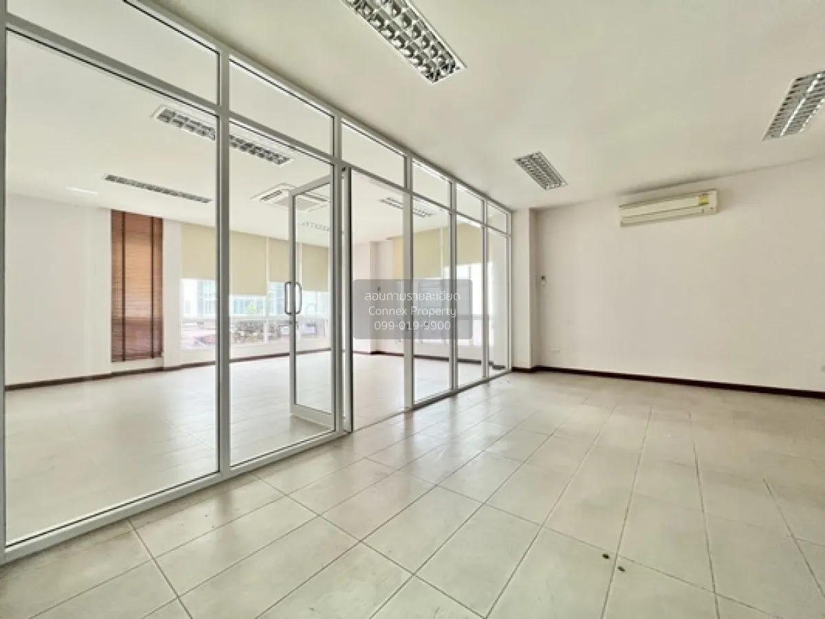 ขายโฮมออฟฟิศ  บิซ แกลเลอเรีย หน้ากว้าง รีโนเวทใหม่ นวลจันทร์ เขต 