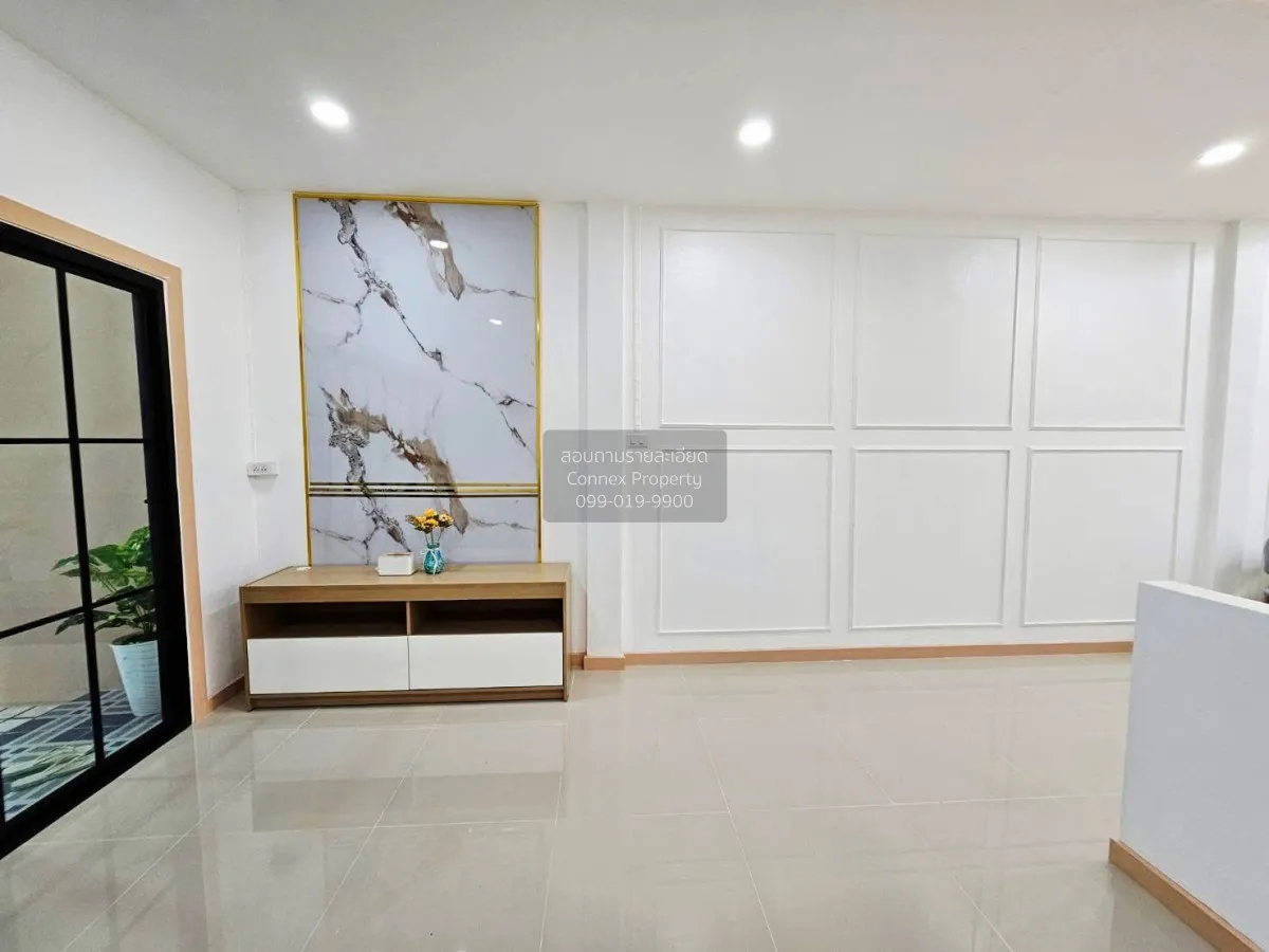 For Sale Townhouse/Townhome  , The Emerald Park 2 , newly renovat