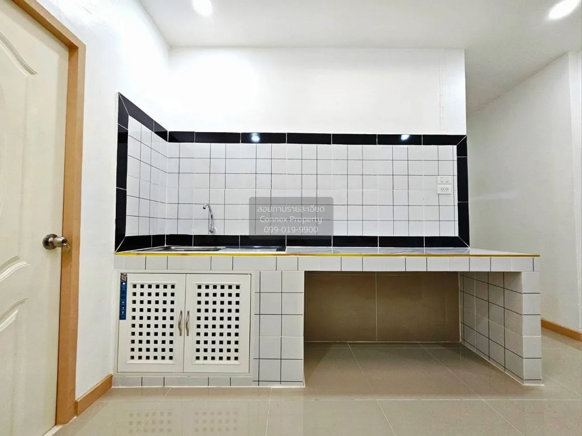 For Sale Townhouse/Townhome  , The Emerald Park 2 , newly renovat