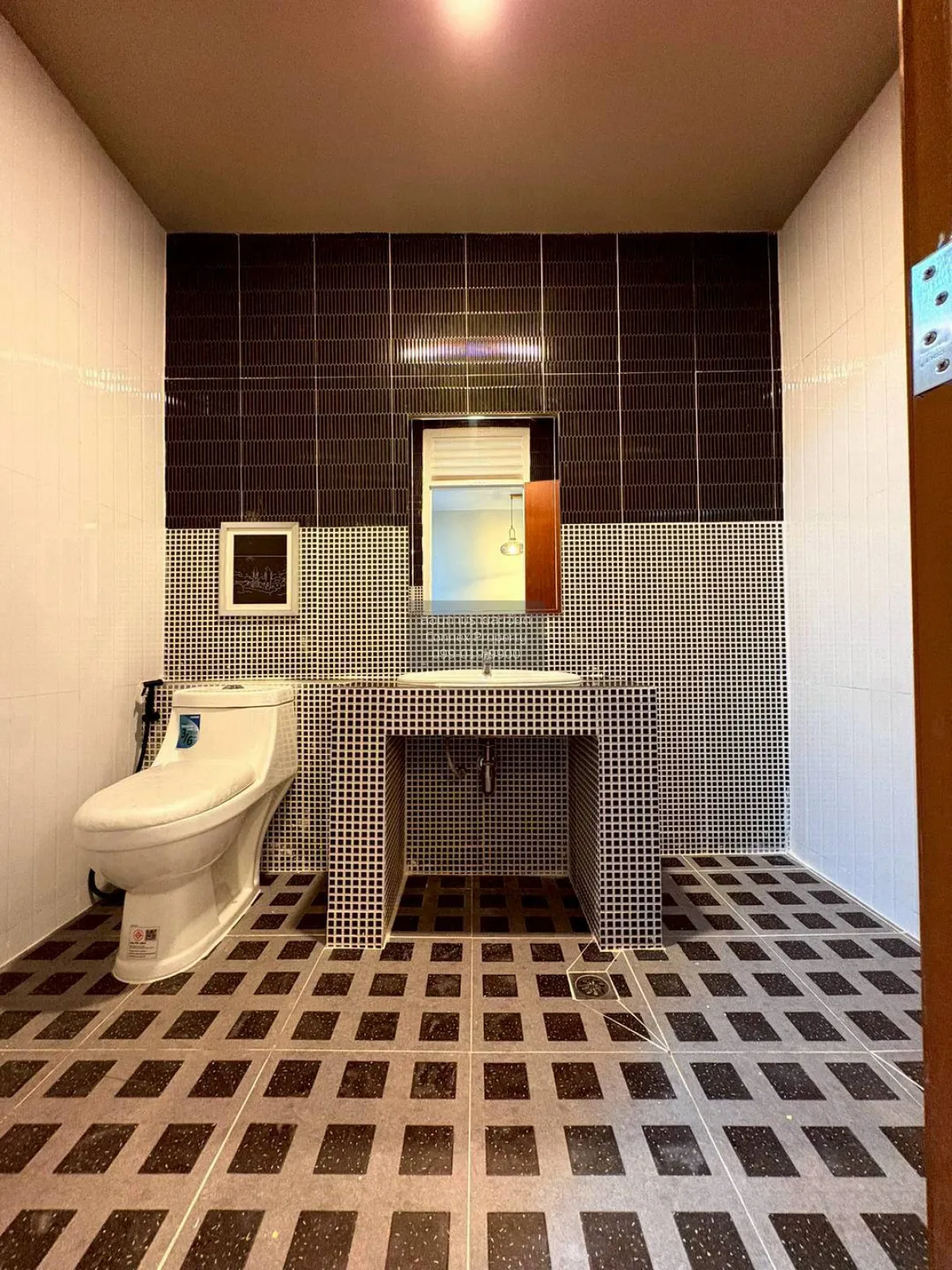 For Sale Townhouse/Townhome  , Baan Piyawararom 1 , newly renovat