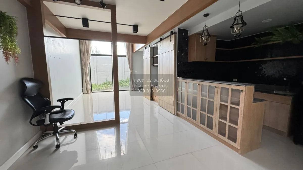 ขายทาวน์เฮ้าส์/ทาวน์โฮม  อีโค สเปซ บางนา - วงแหวน ชั้นสูง ห้องมุม