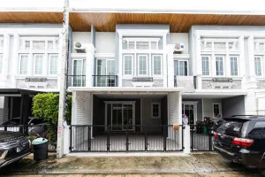 For Sale Townhouse/Townhome  , Golden Town 3 Bangna-Suanluang , newly renovated , Dok Mai , Prawet , Bangkok , CX-144873