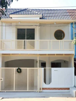 For Sale Townhouse/Townhome  , Baan Piyawararom 1 , wide frontage , newly renovated , Bang Bua Thong , Bang Bua Thong , Nonthaburi , CX-144912