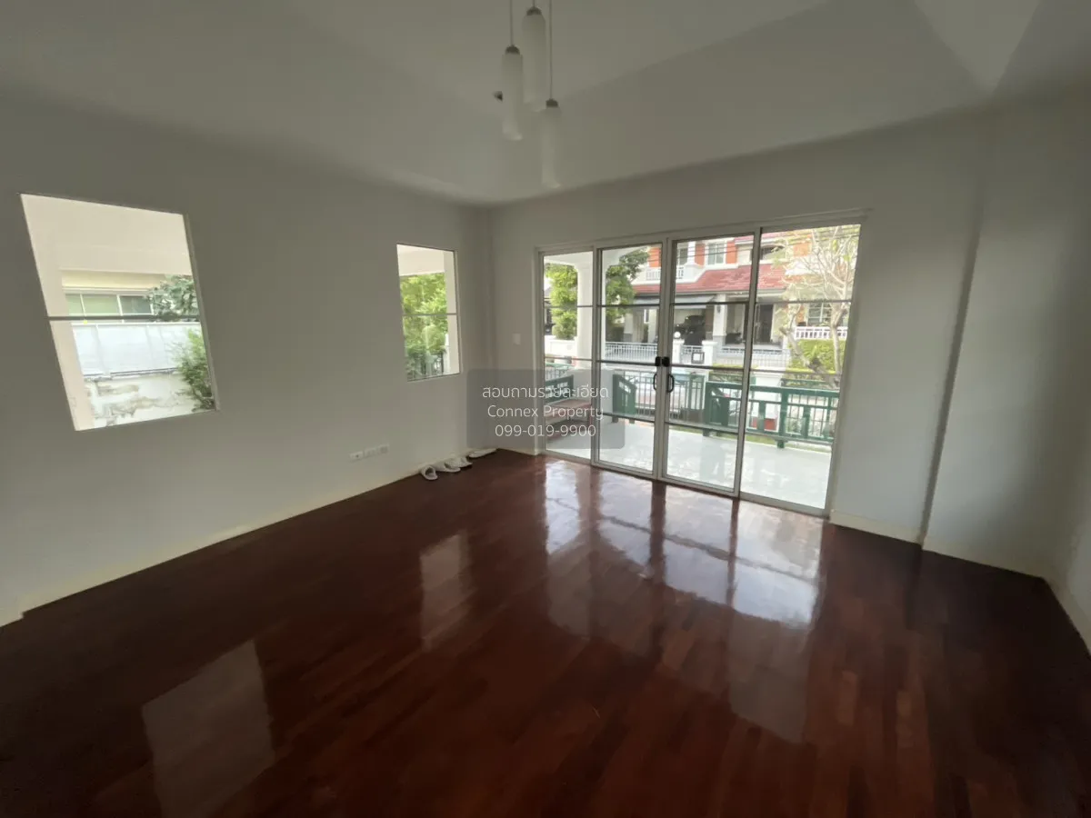 For Sale House , Mantana Onnut - Wongwaen 1 , wide frontage , new 2