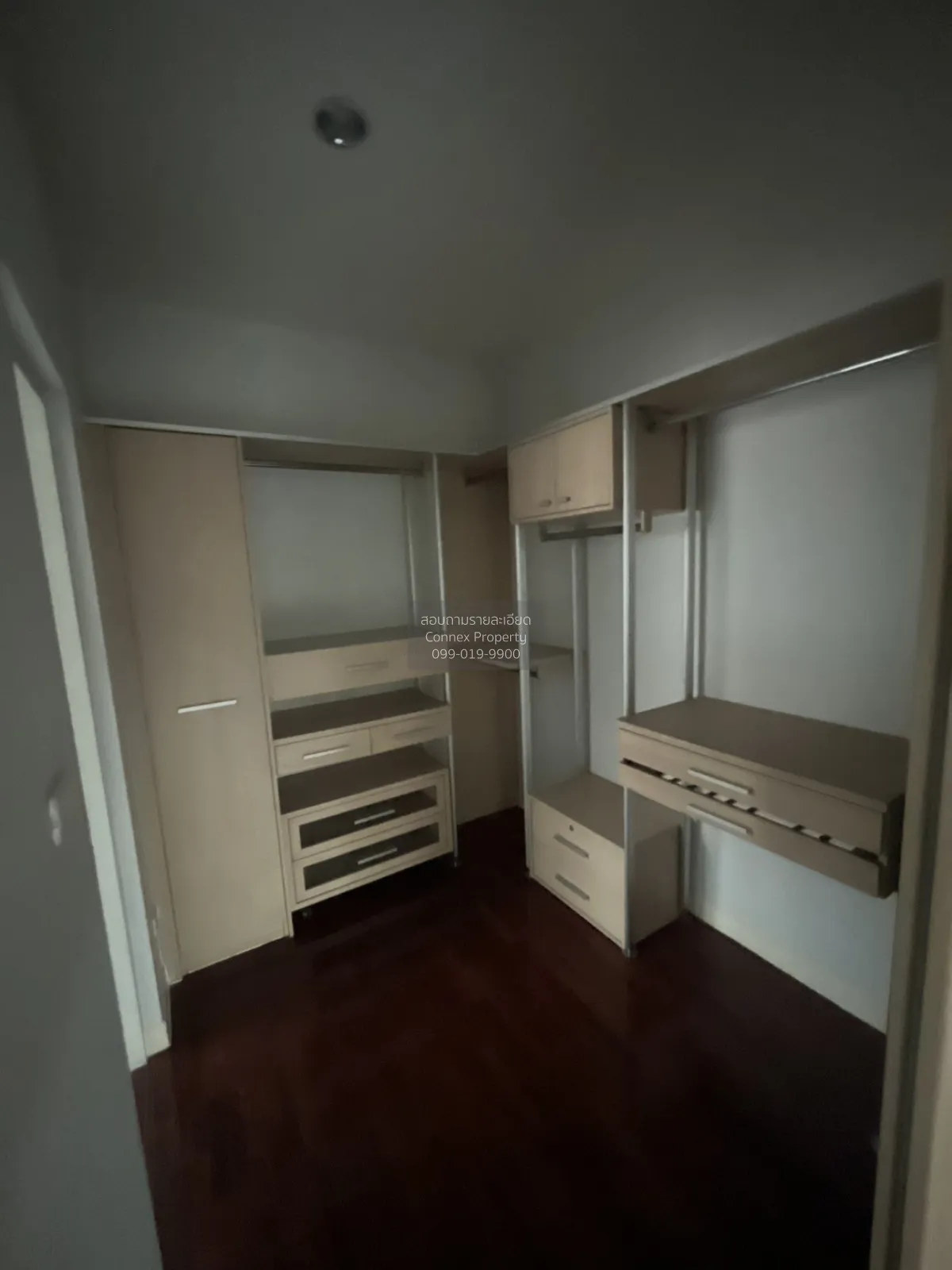 For Sale House , Mantana Onnut - Wongwaen 1 , wide frontage , new