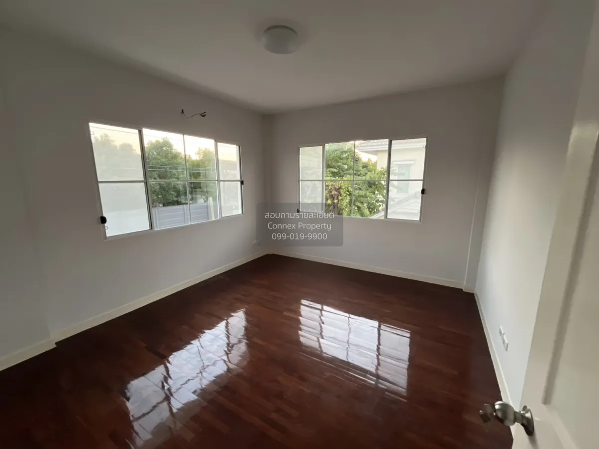 For Sale House , Mantana Onnut - Wongwaen 1 , wide frontage , new